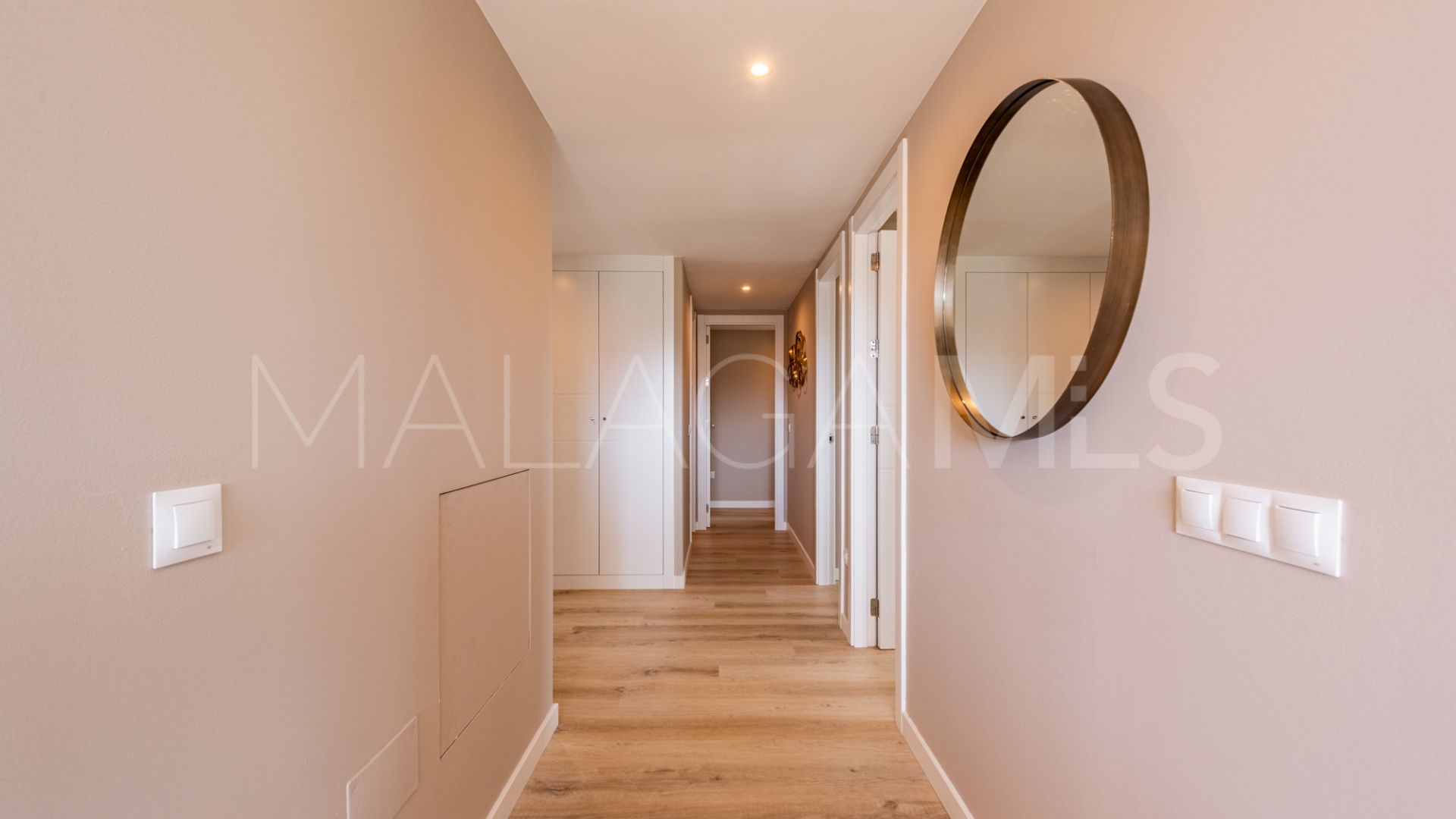 Lägenhet for sale in Nueva Andalucia