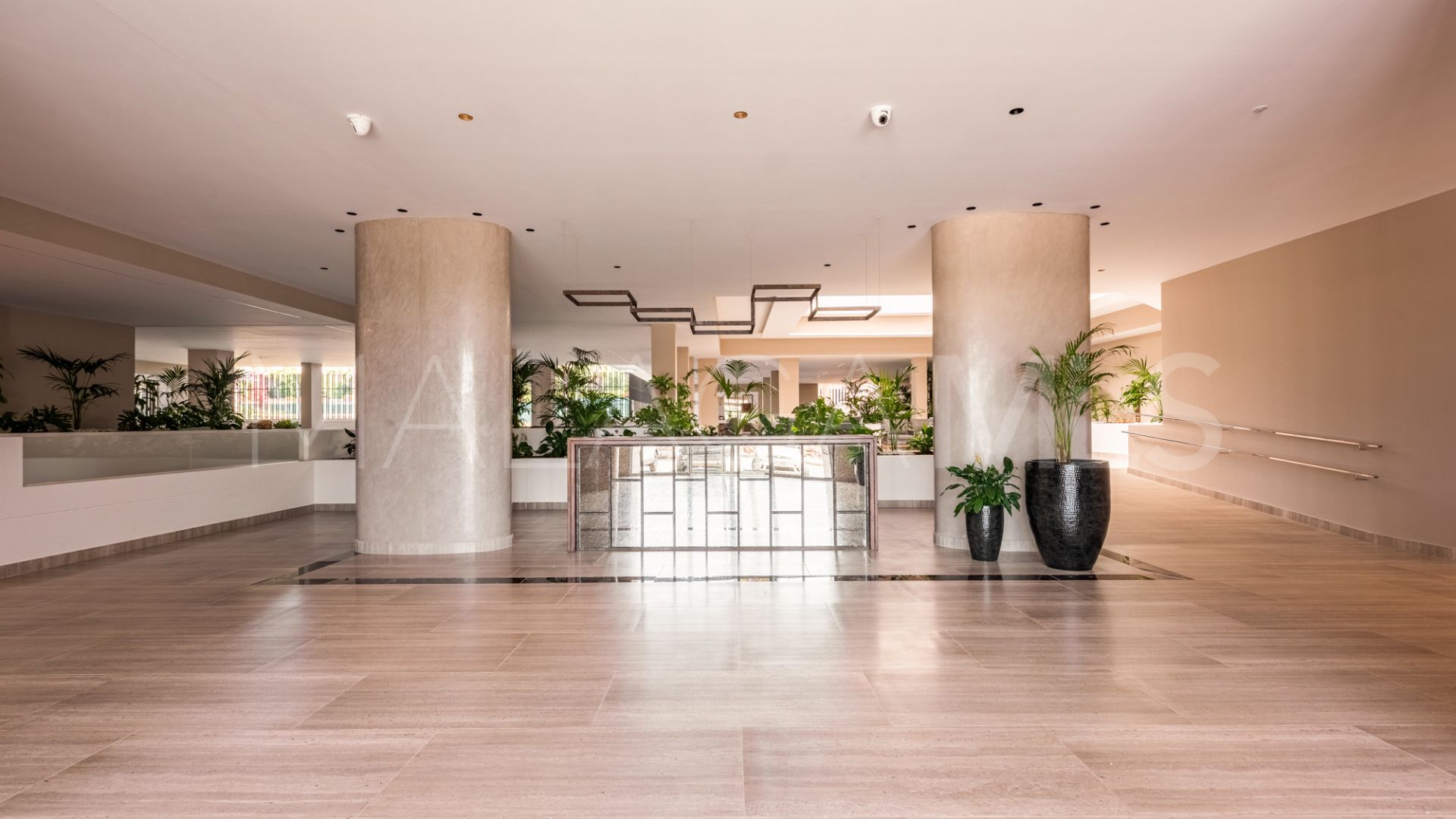 Lägenhet for sale in Nueva Andalucia