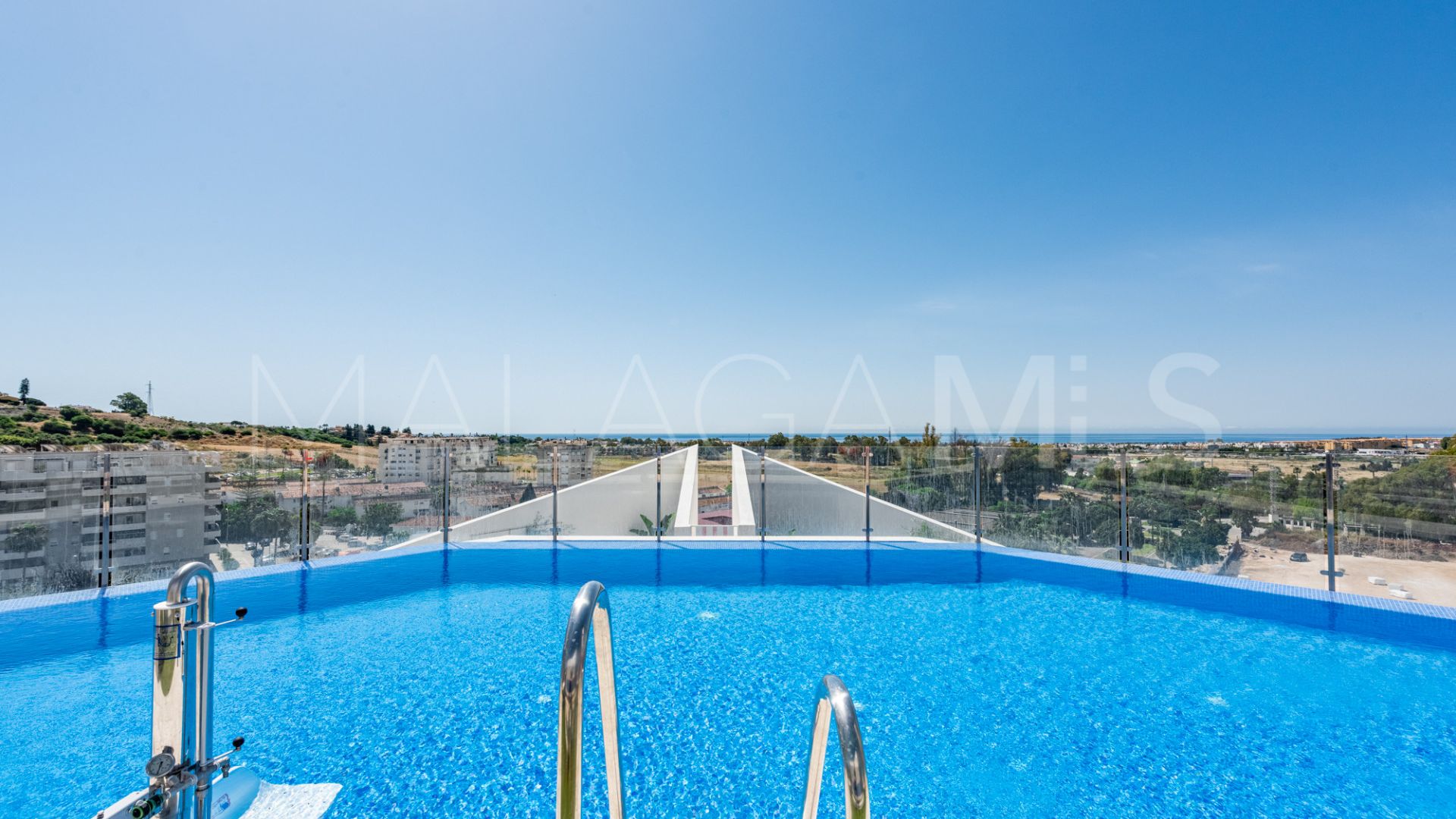 Lägenhet for sale in Nueva Andalucia