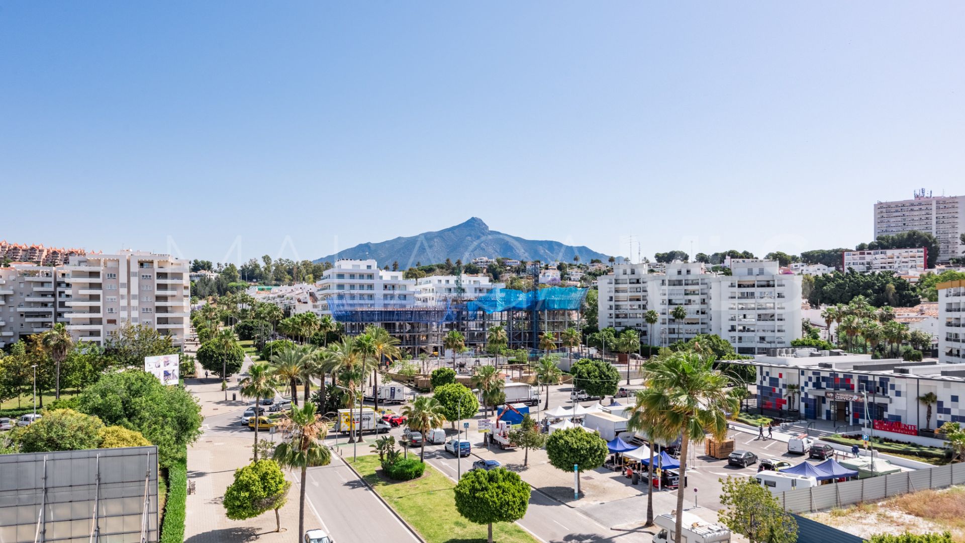 Lägenhet for sale in Nueva Andalucia