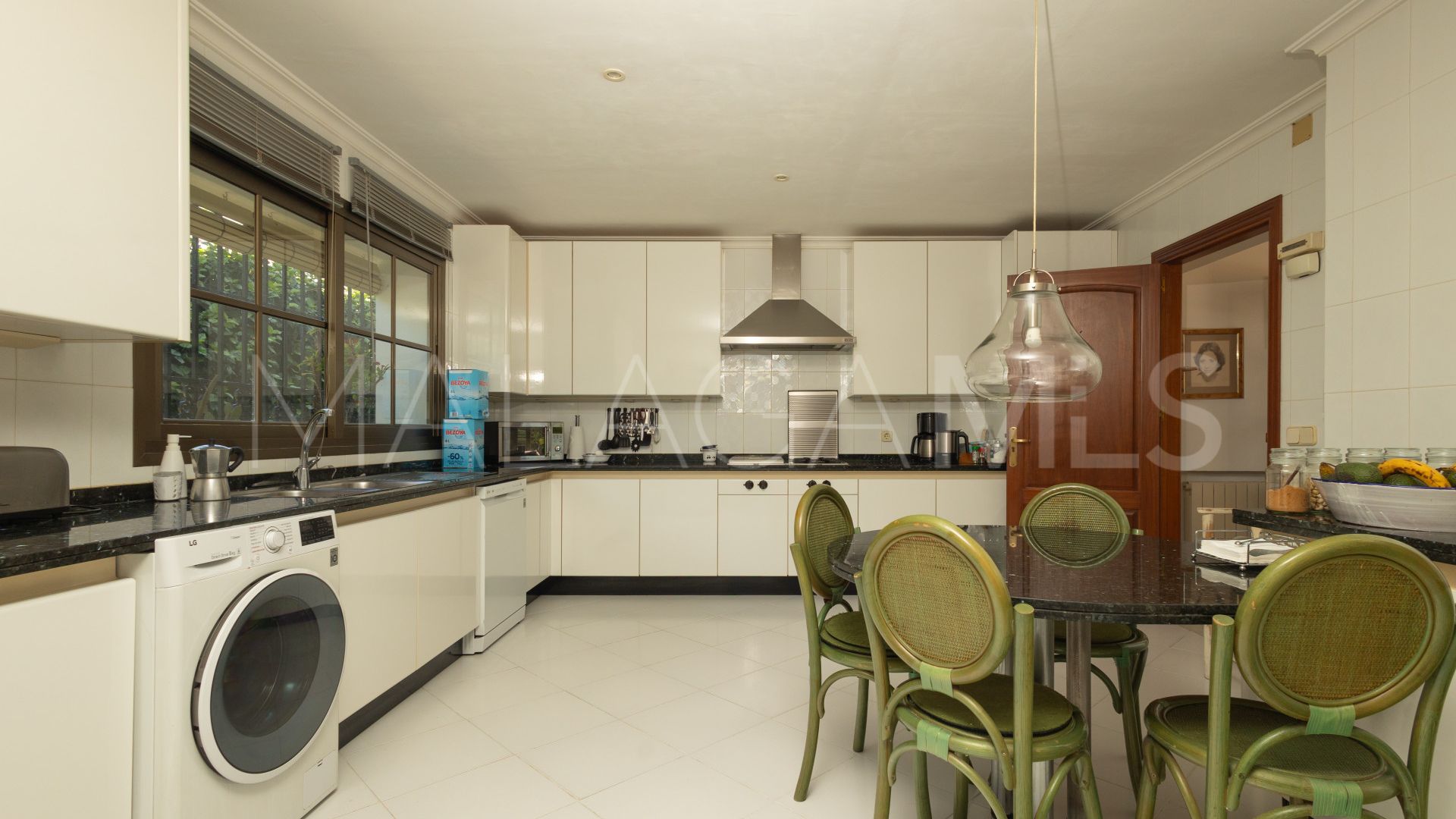 Villa for sale in San Pedro de Alcantara
