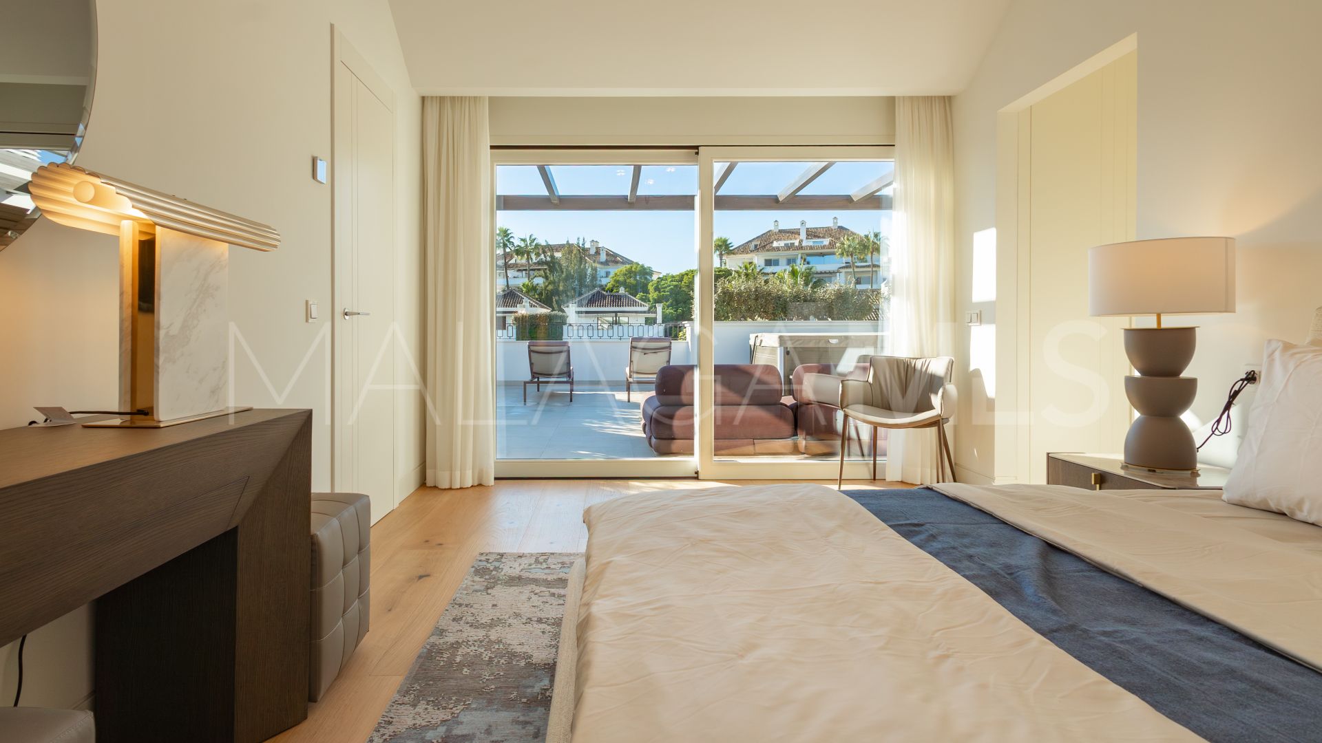 Duplex penthouse for sale in Marbella Golden Mile