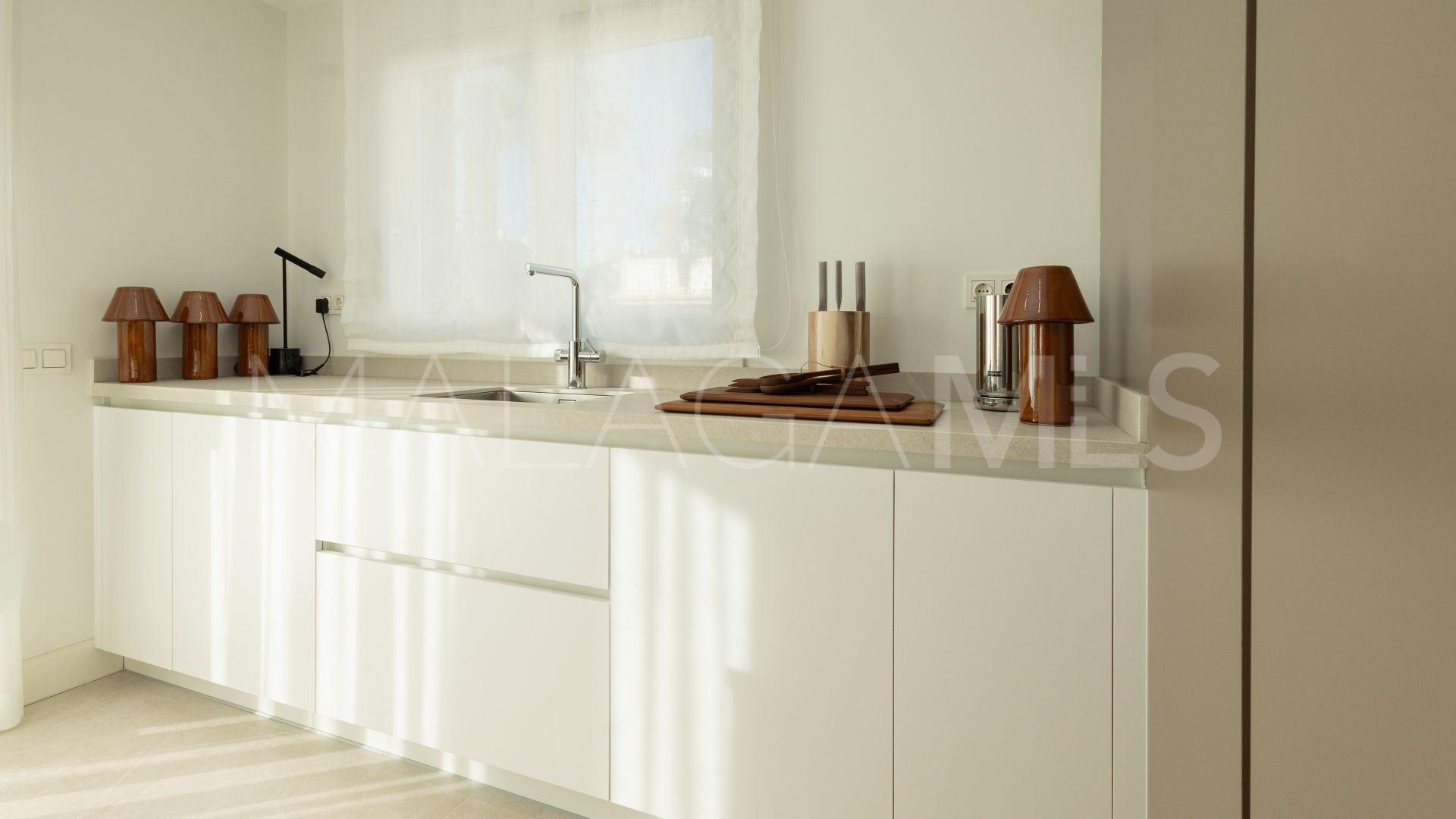 Duplex penthouse for sale in Marbella Golden Mile