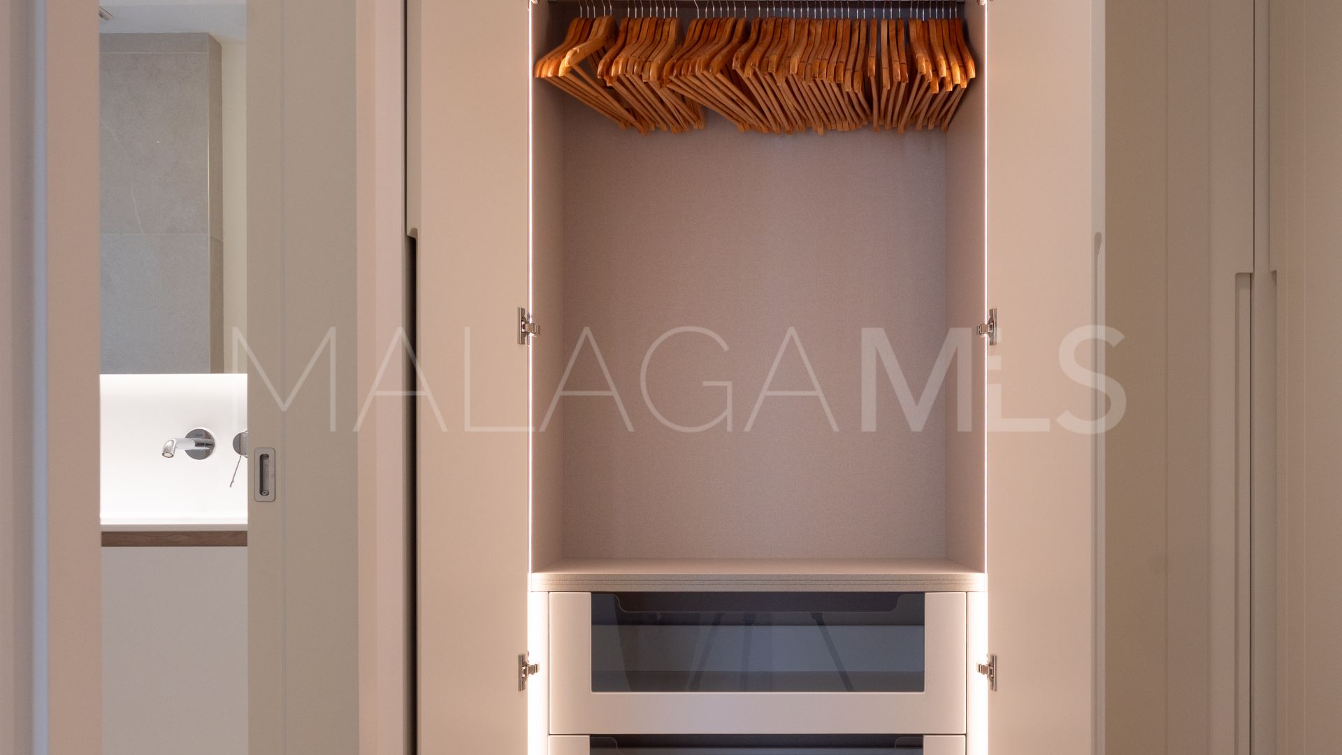 Duplex penthouse for sale in Marbella Golden Mile