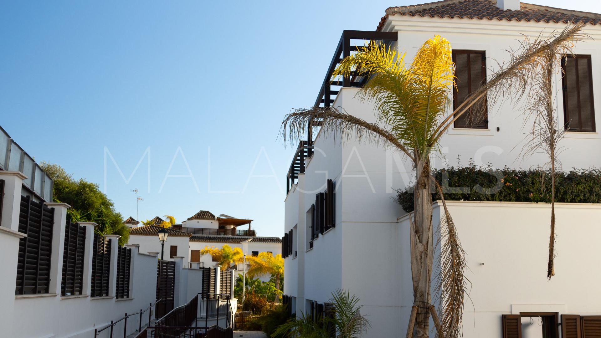 Duplex penthouse for sale in Marbella Golden Mile