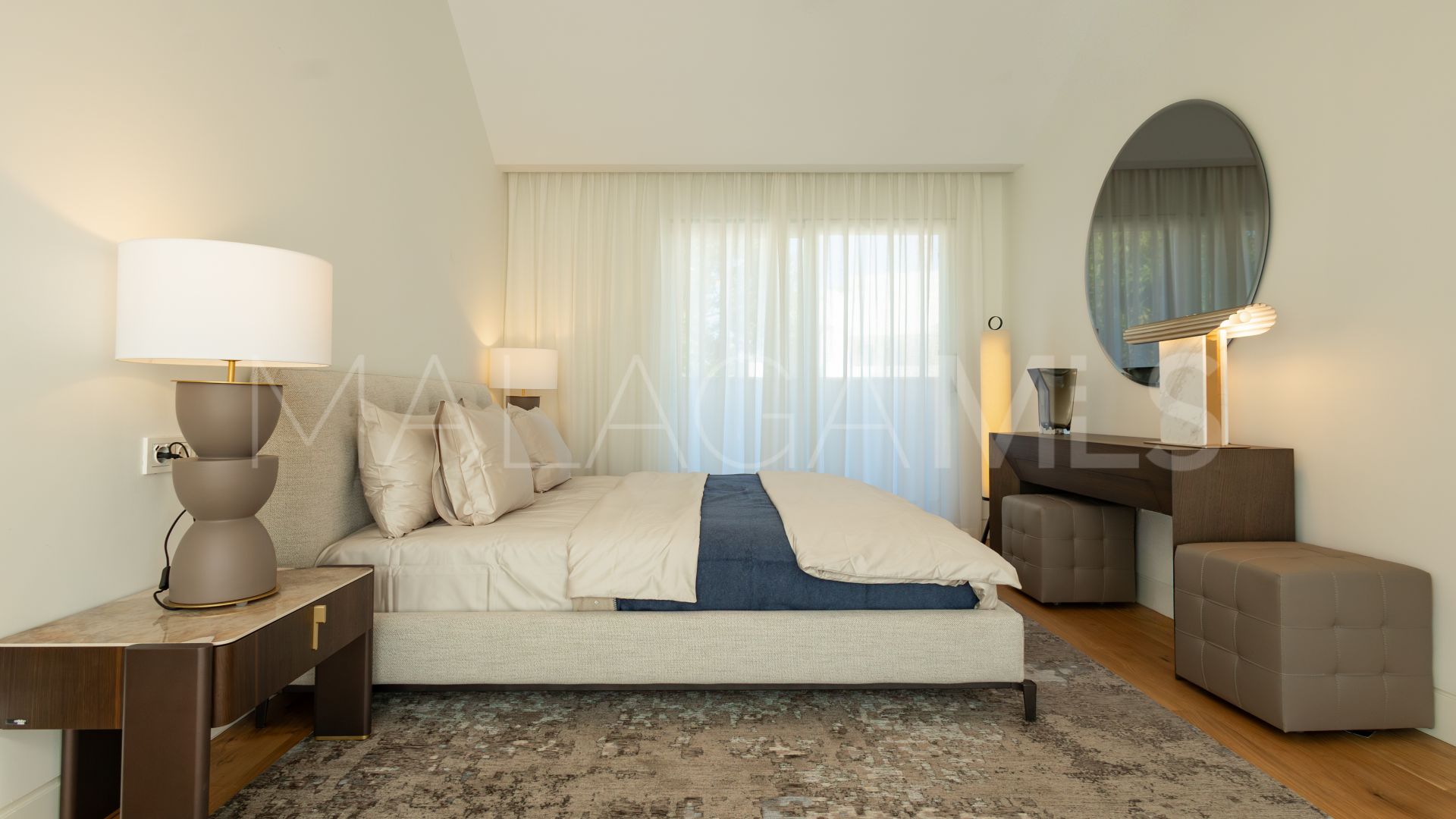 Duplex penthouse for sale in Marbella Golden Mile