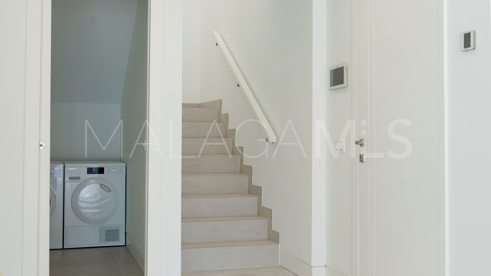 Duplex penthouse for sale in Marbella Golden Mile