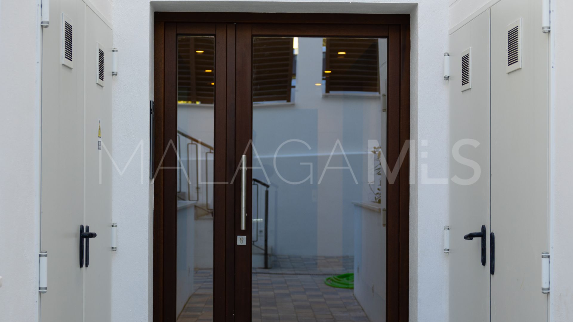 Duplex penthouse for sale in Marbella Golden Mile