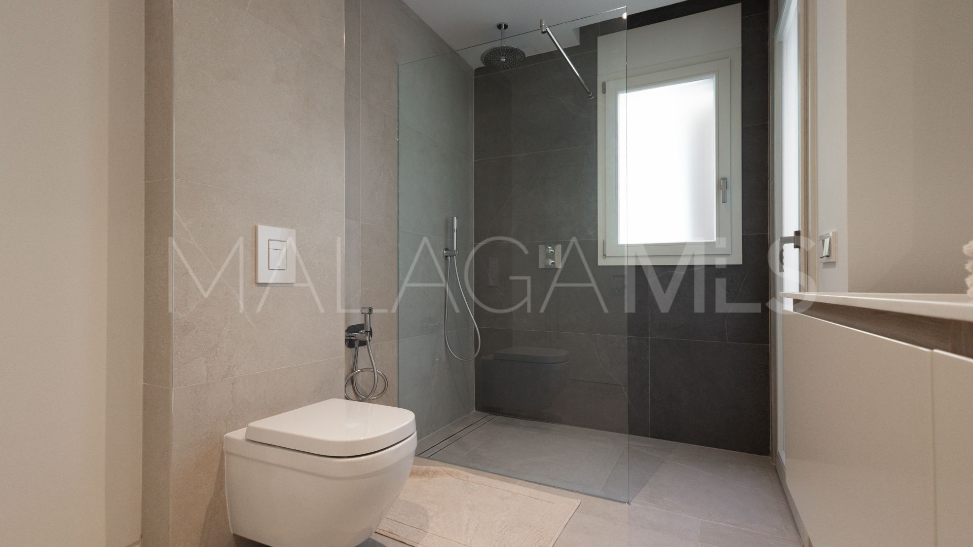 Duplex penthouse for sale in Marbella Golden Mile