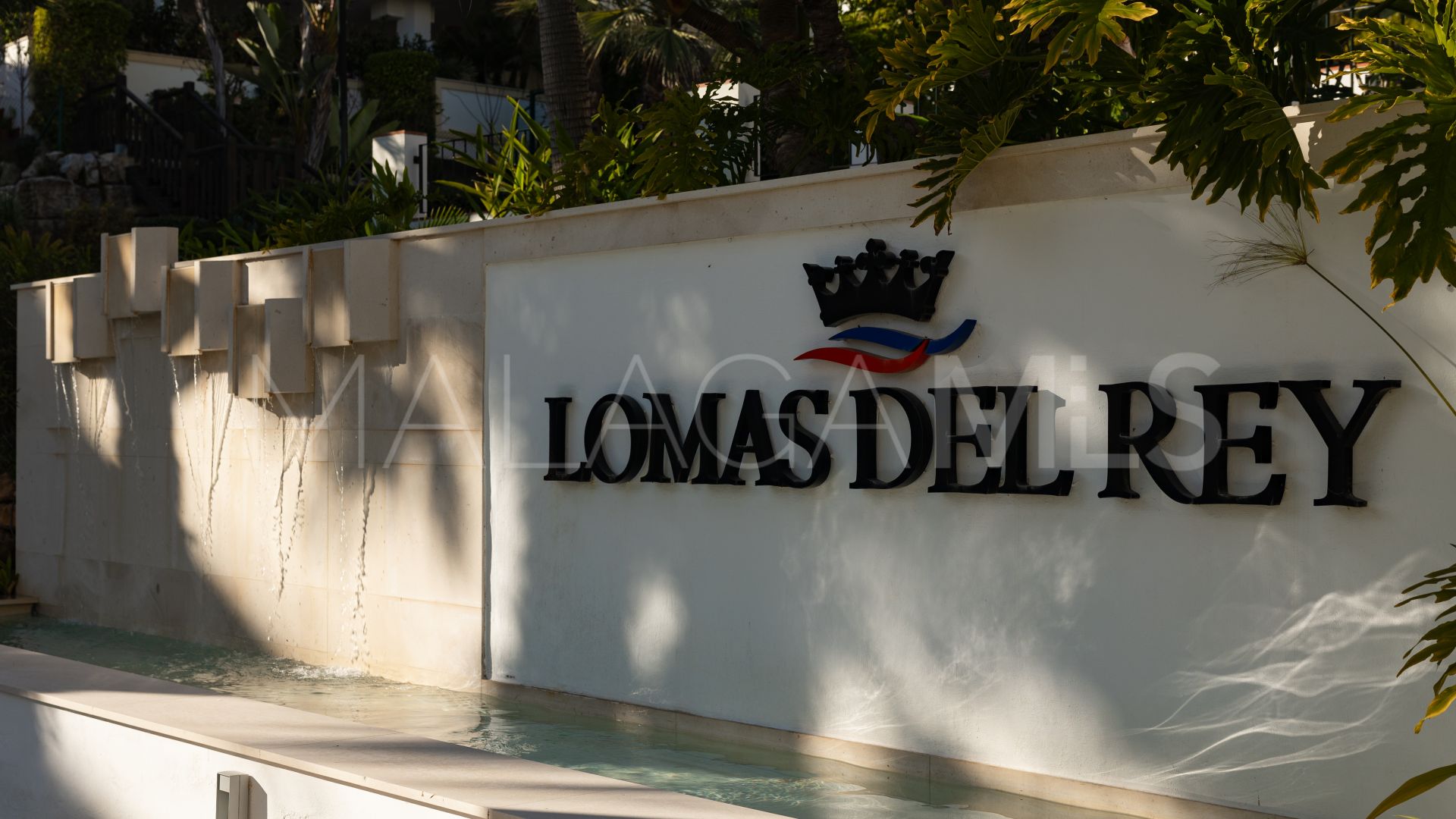 Duplex penthouse for sale in Marbella Golden Mile