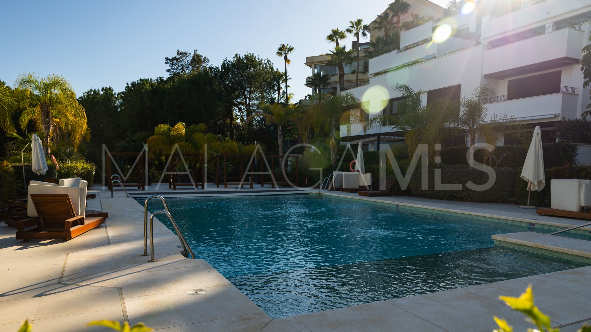 Duplex penthouse for sale in Marbella Golden Mile