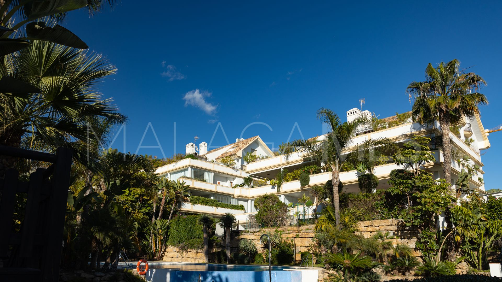 Duplex penthouse for sale in Marbella Golden Mile