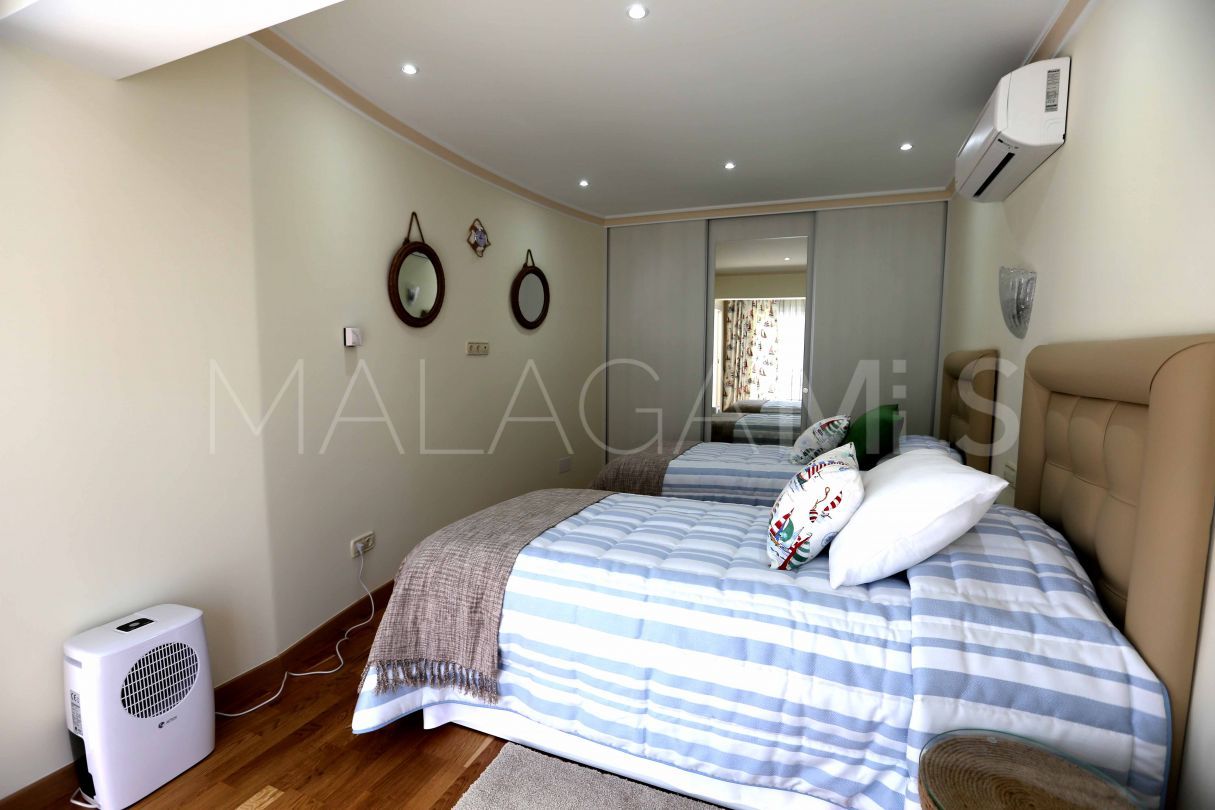 Villa for sale in San Pedro de Alcantara