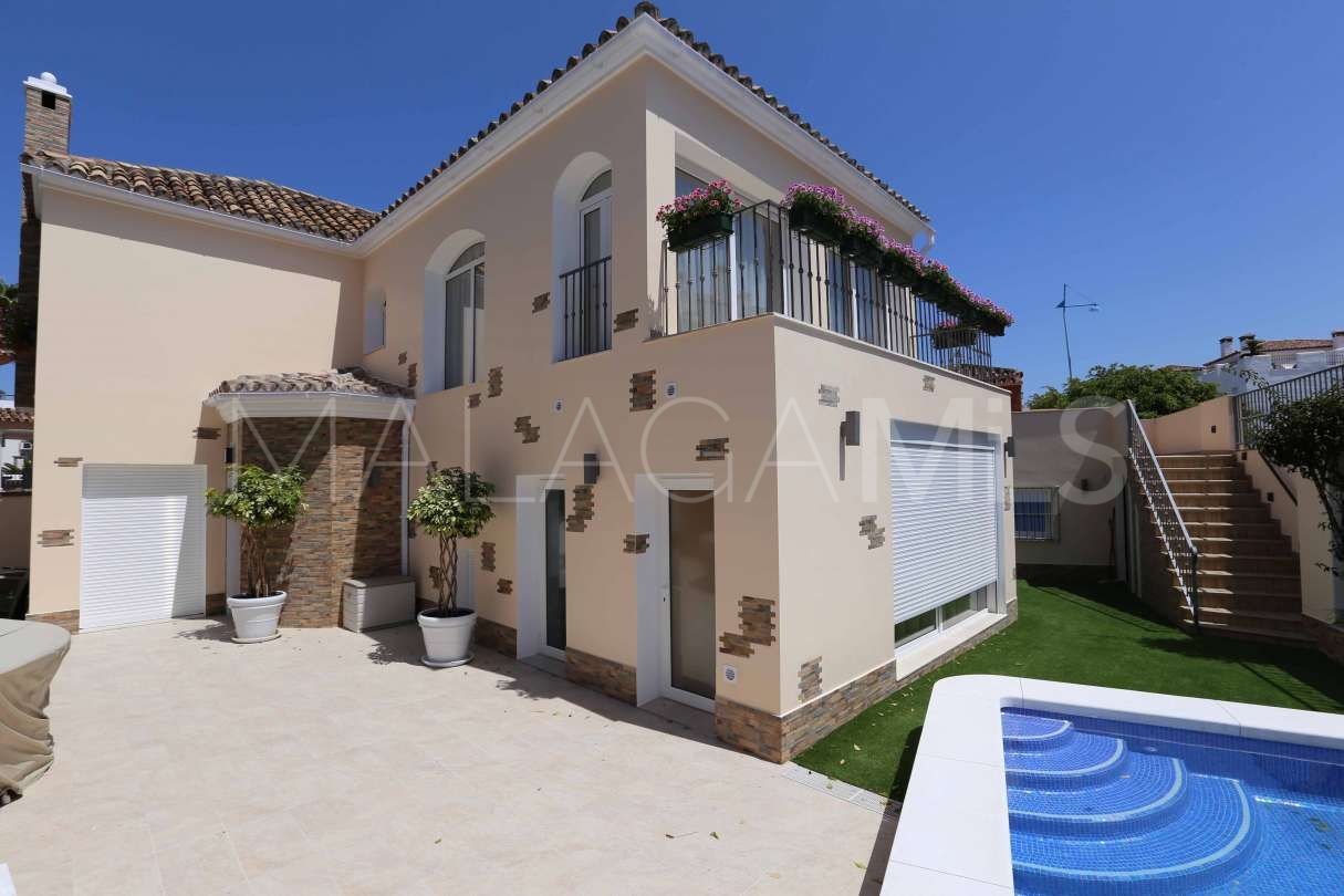 Villa for sale in San Pedro de Alcantara