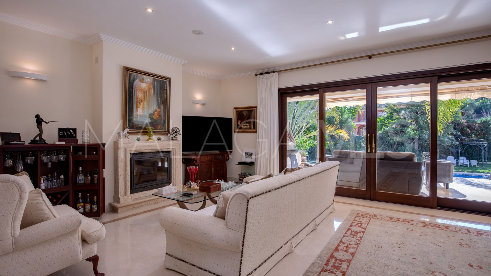 Villa for sale in Los Arqueros