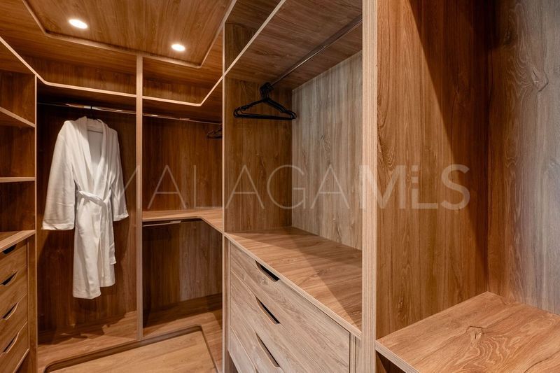 4 bedrooms villa in Nueva Andalucia for sale