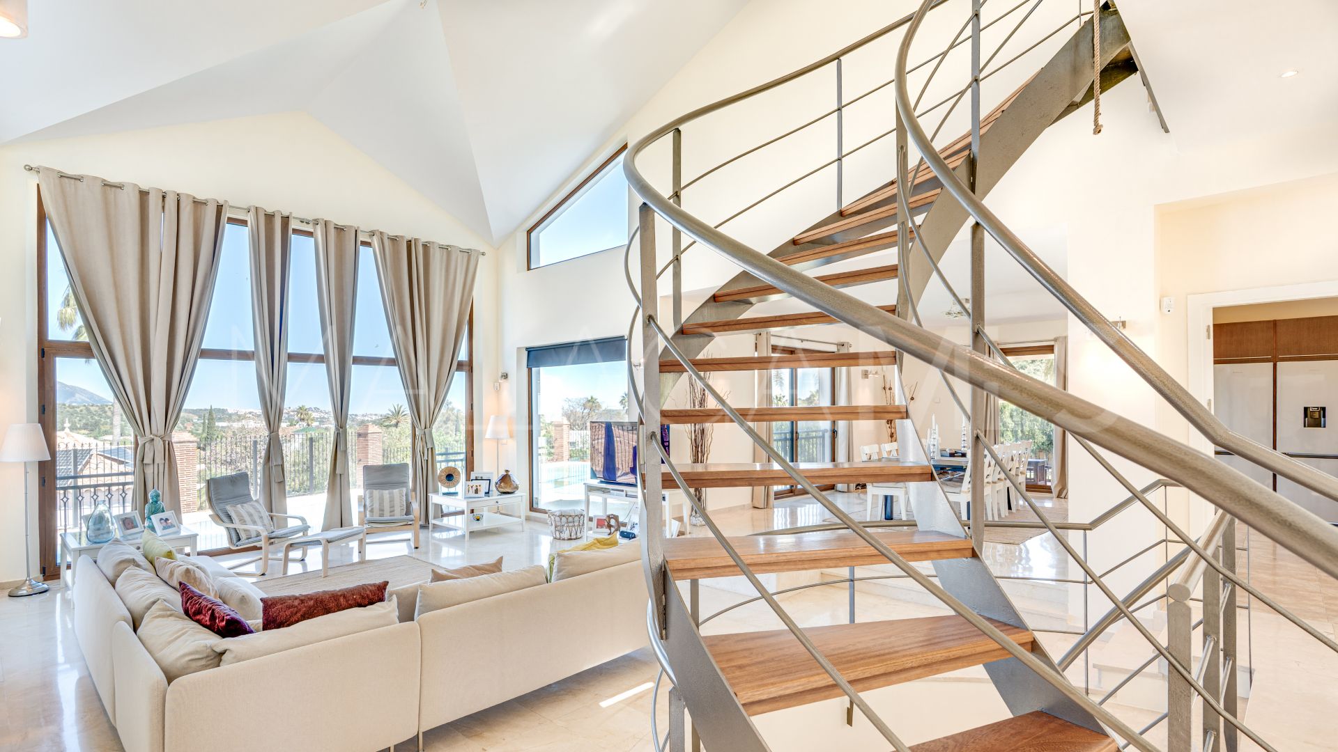 Villa for sale in La Cala Golf Resort