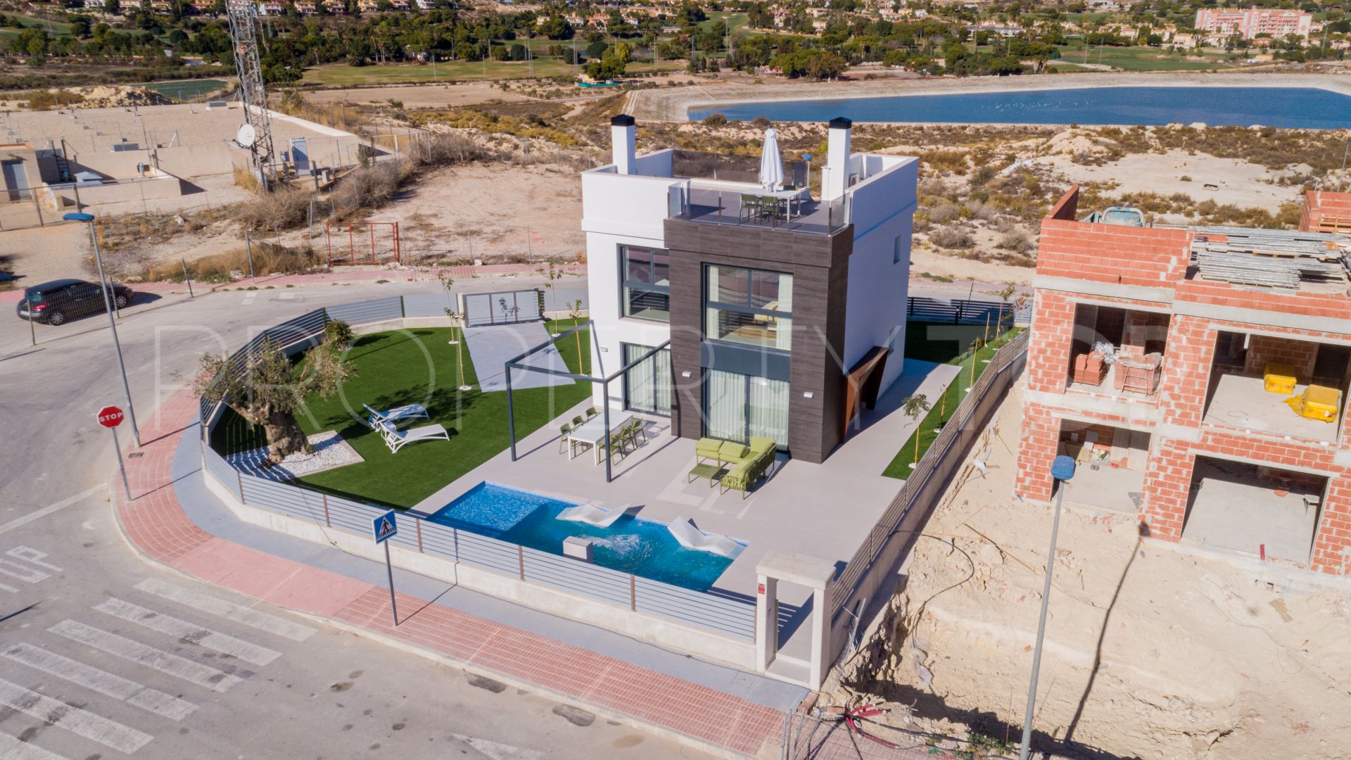 For sale Mutxamel villa with 3 bedrooms