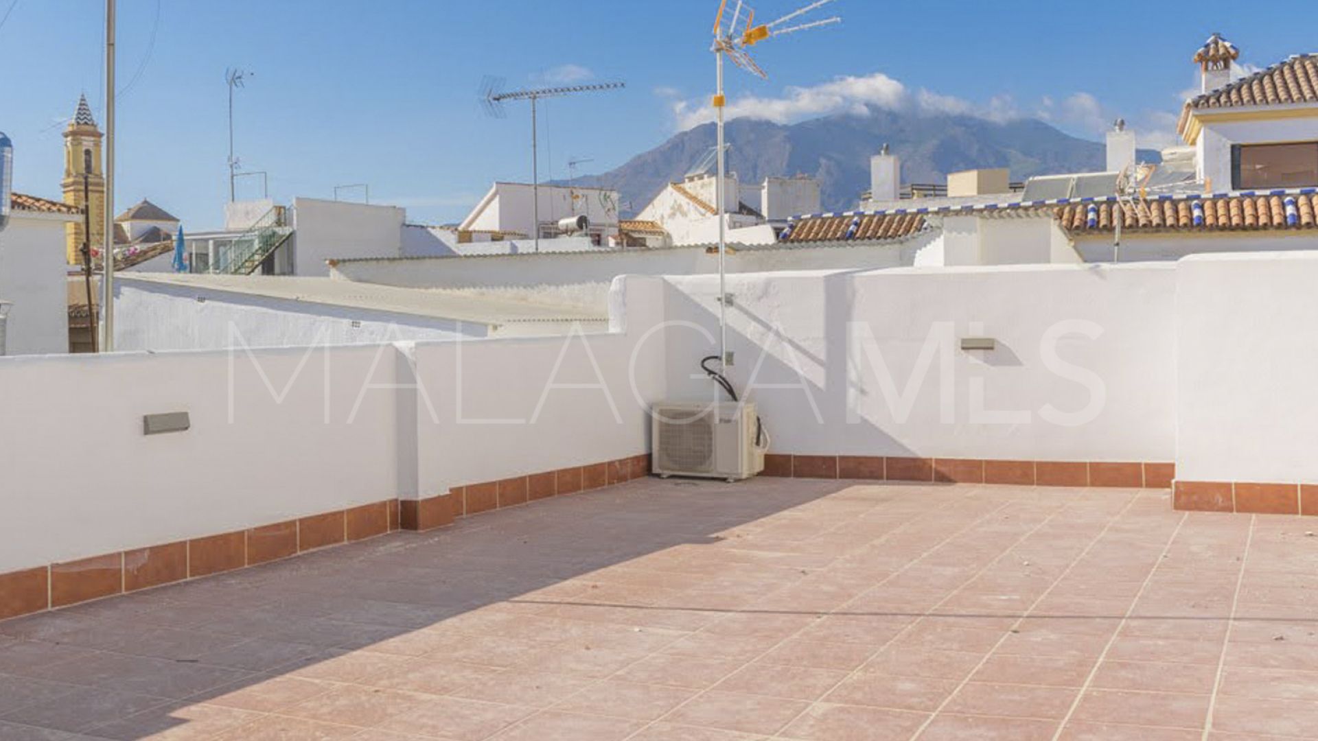 Radhus for sale in Estepona Old Town