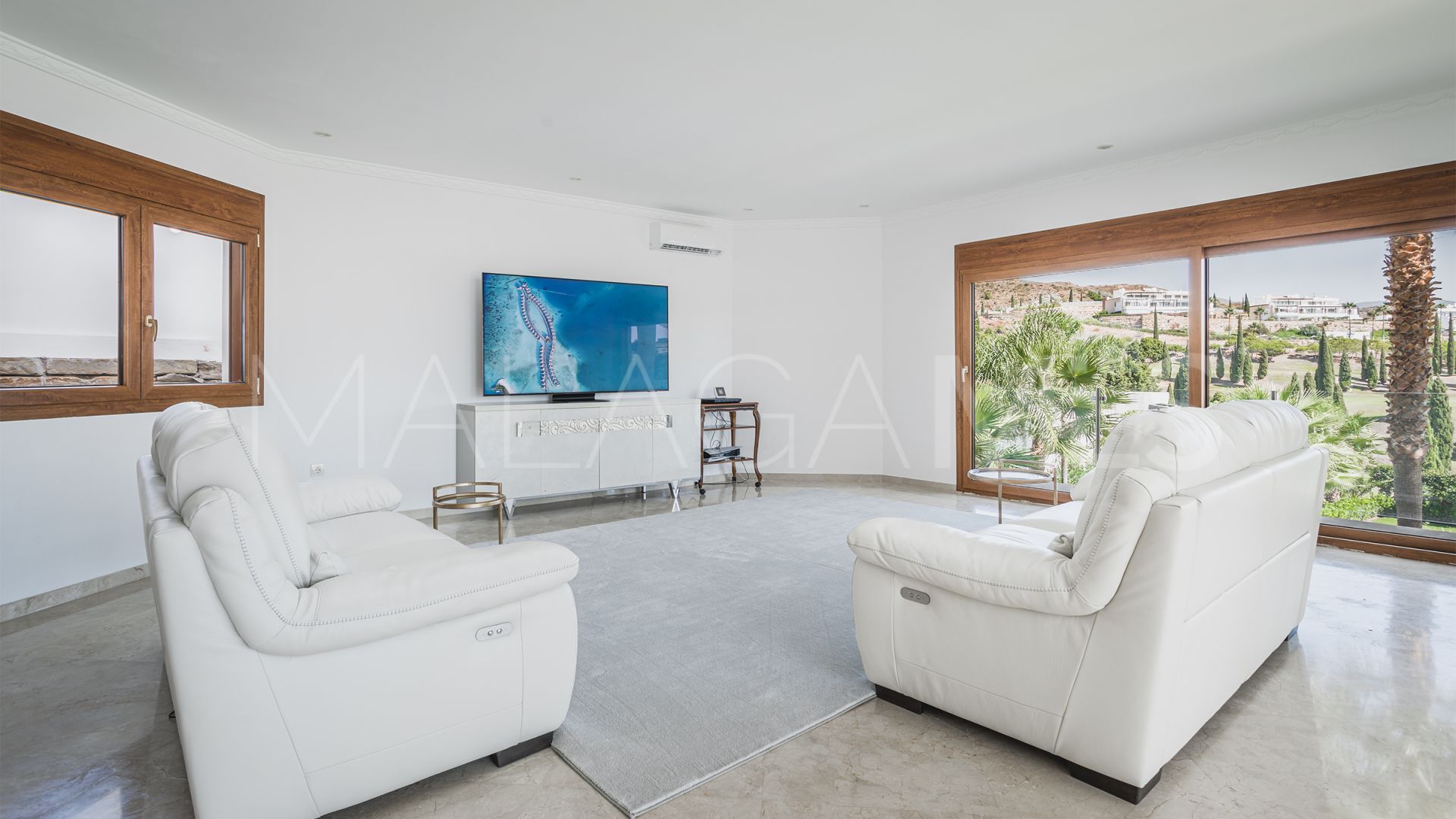 Villa for sale in Los Flamingos Golf