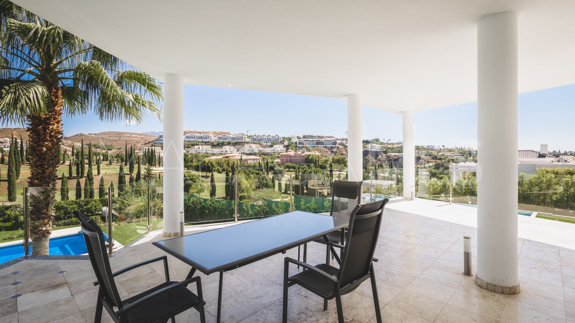 Villa for sale in Los Flamingos Golf