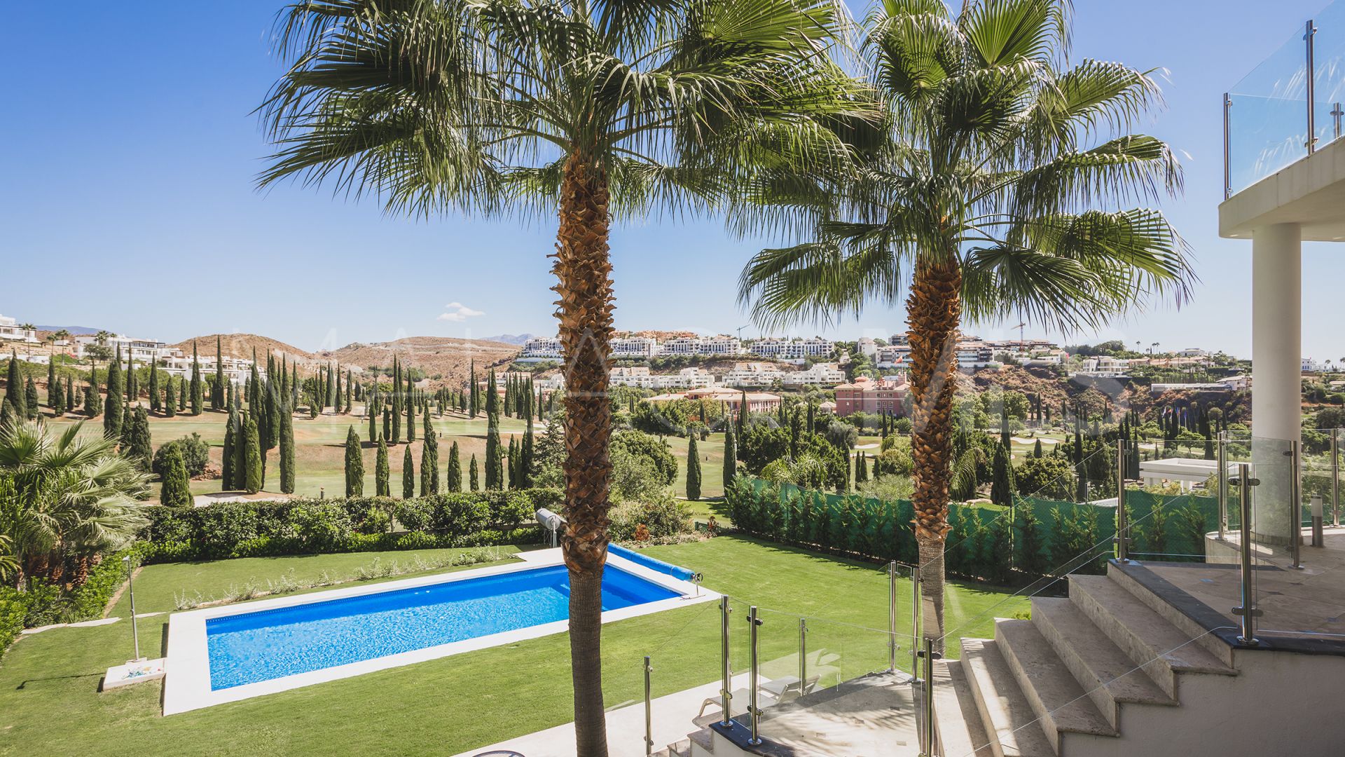 Villa for sale in Los Flamingos Golf