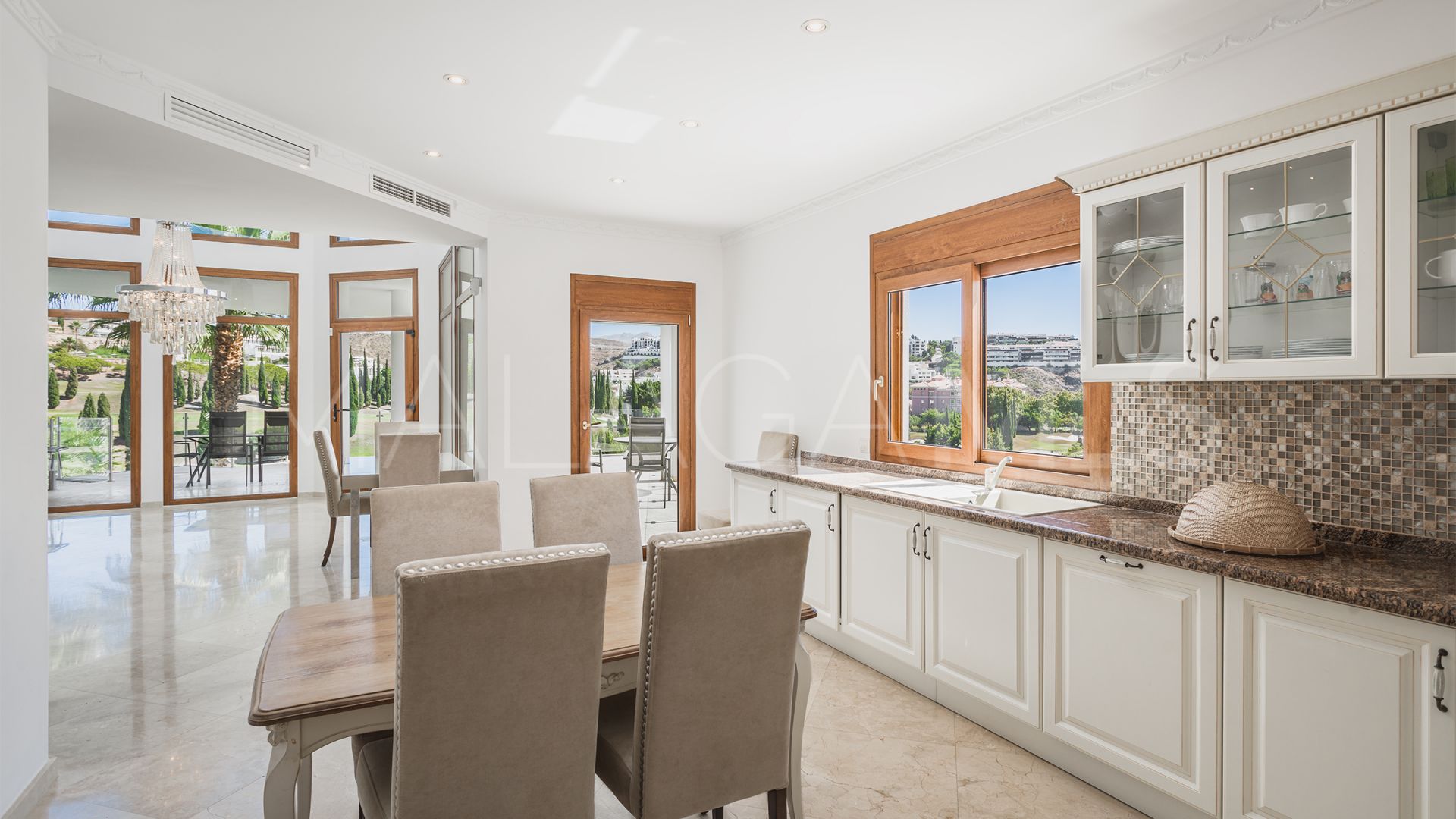 Villa for sale in Los Flamingos Golf