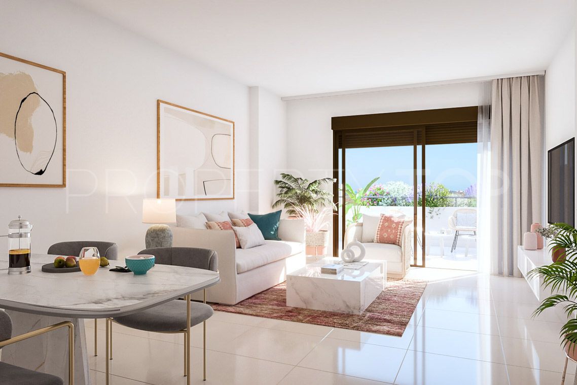 2 bedrooms ground floor apartment in Estepona Golf for sale
