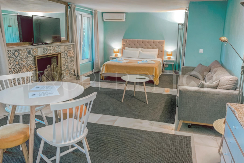 9 bedrooms villa for sale in Carretera de Istan