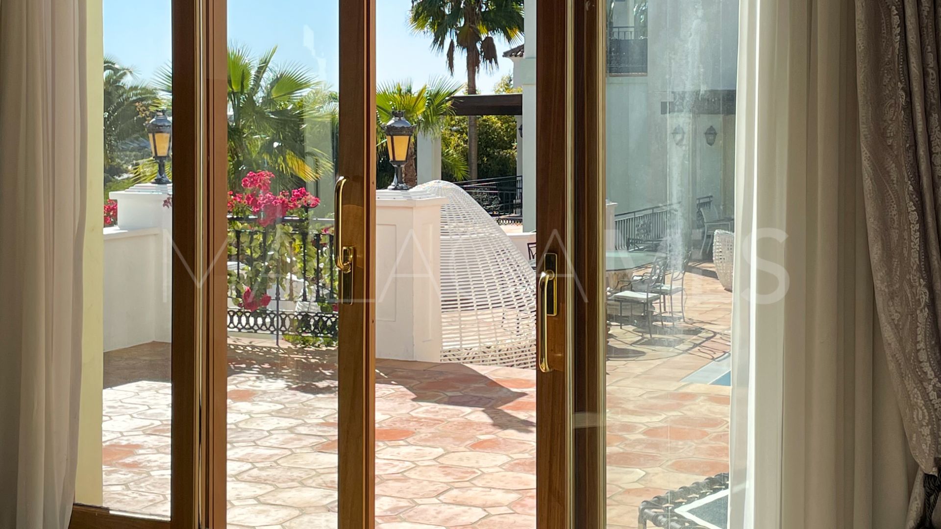 Villa for sale in Paraiso Alto