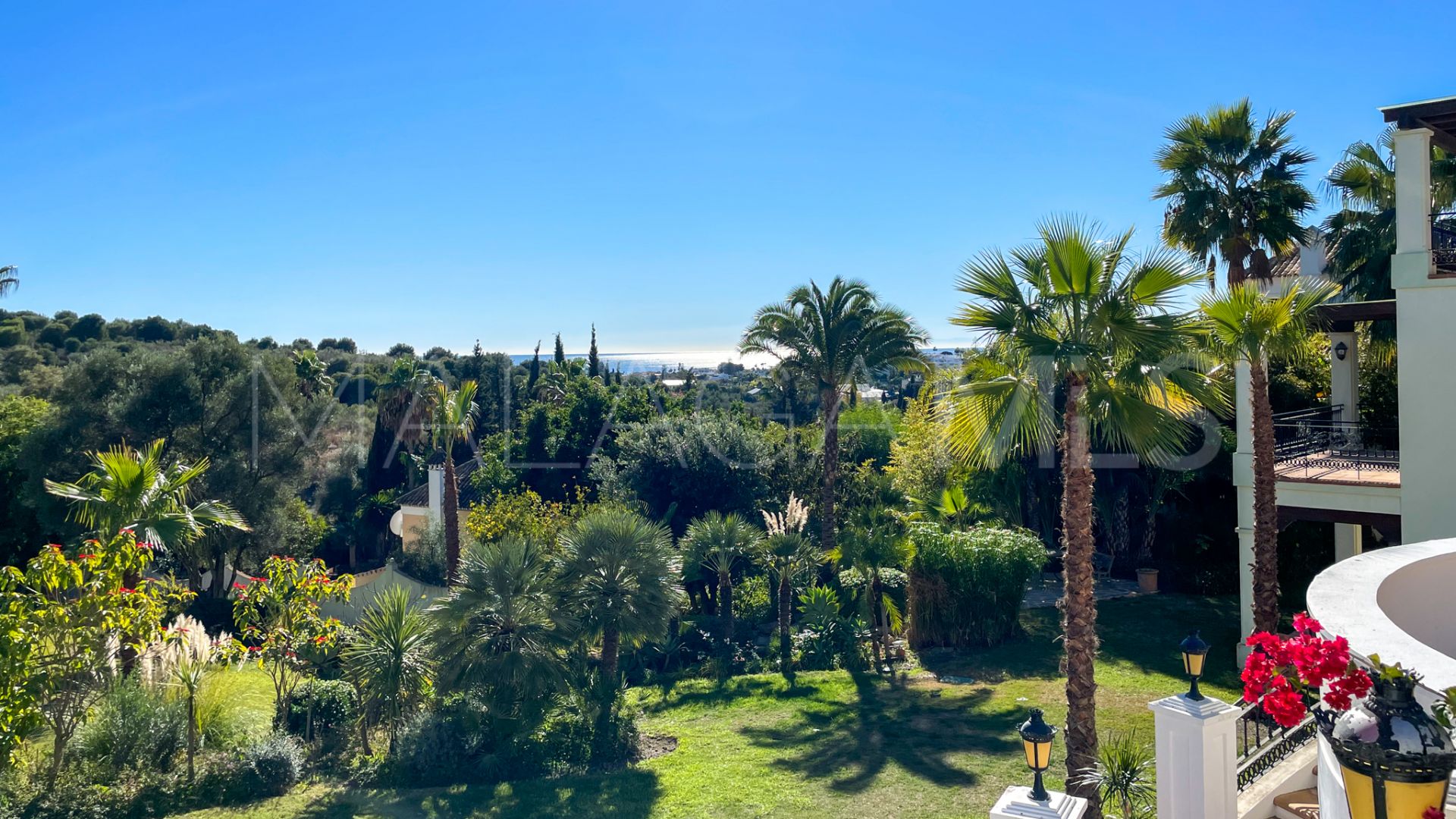 Villa for sale in Paraiso Alto