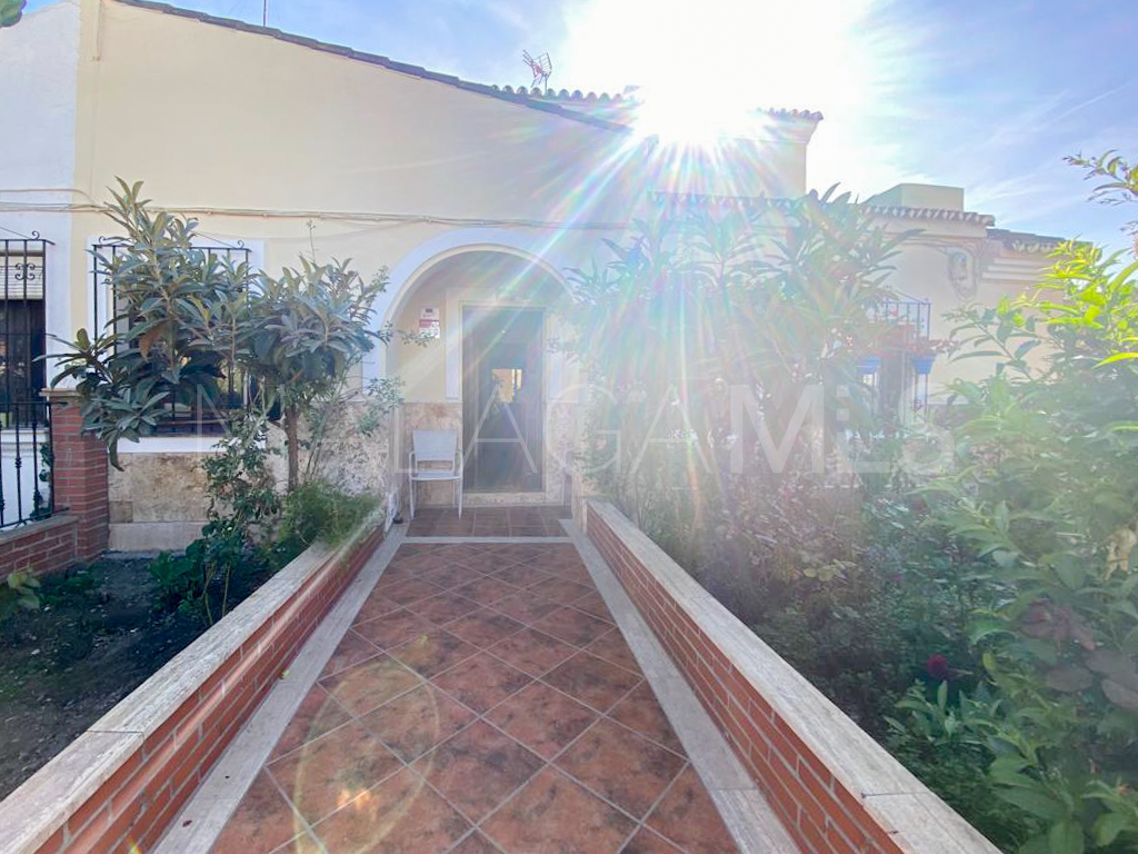 For sale town house with 6 bedrooms in Estepona Old Town