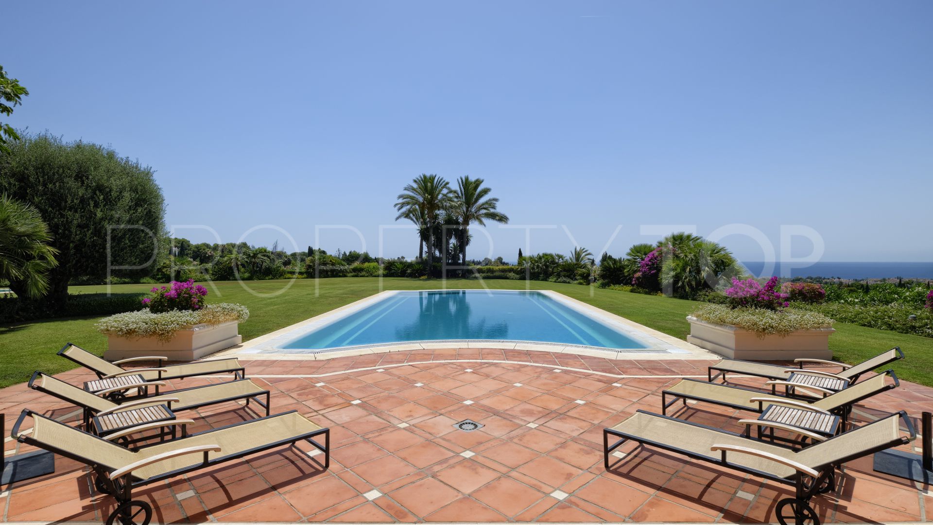 4 bedrooms villa in Marbella Hill Club for sale