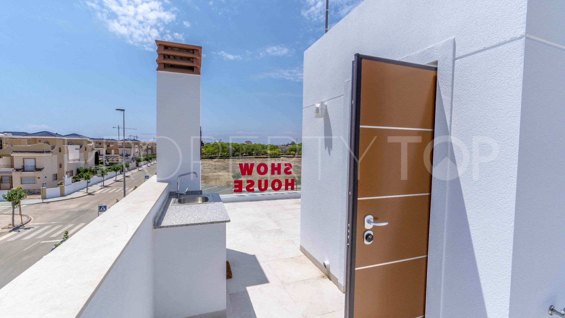 For sale villa in Torre de la Horadada with 3 bedrooms