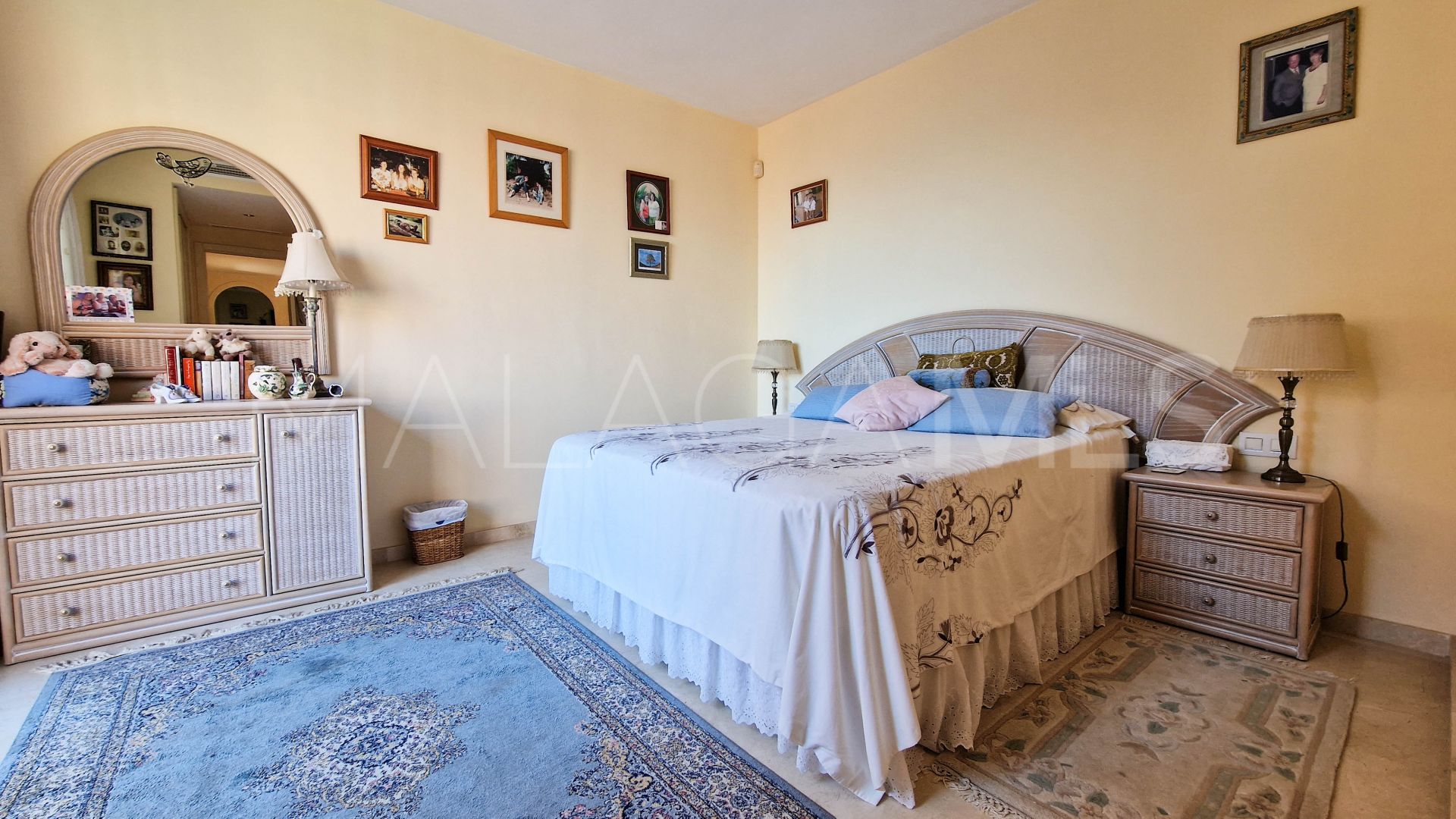 4 bedrooms penthouse for sale in La Duquesa