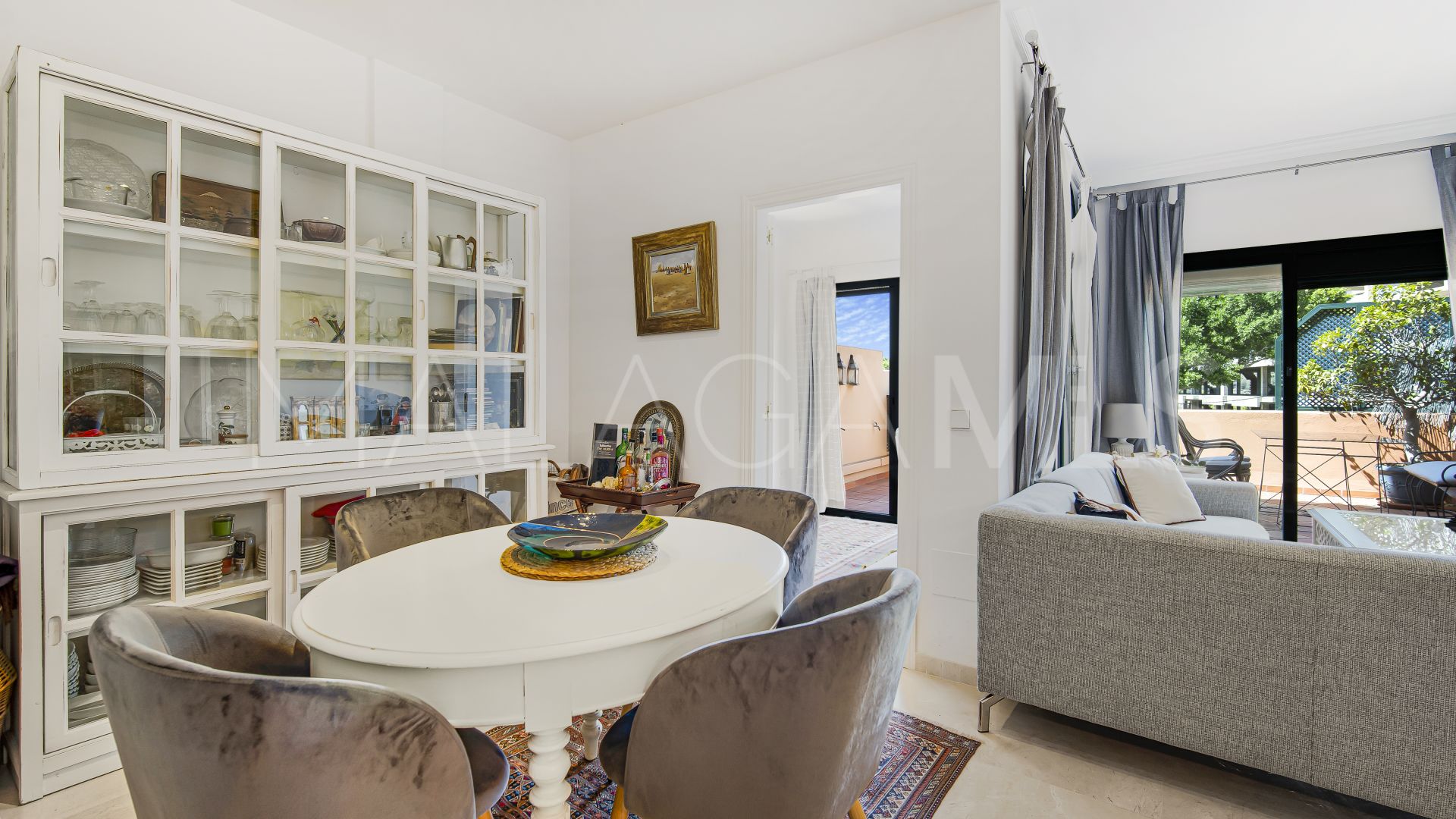 Duplex for sale in Elviria