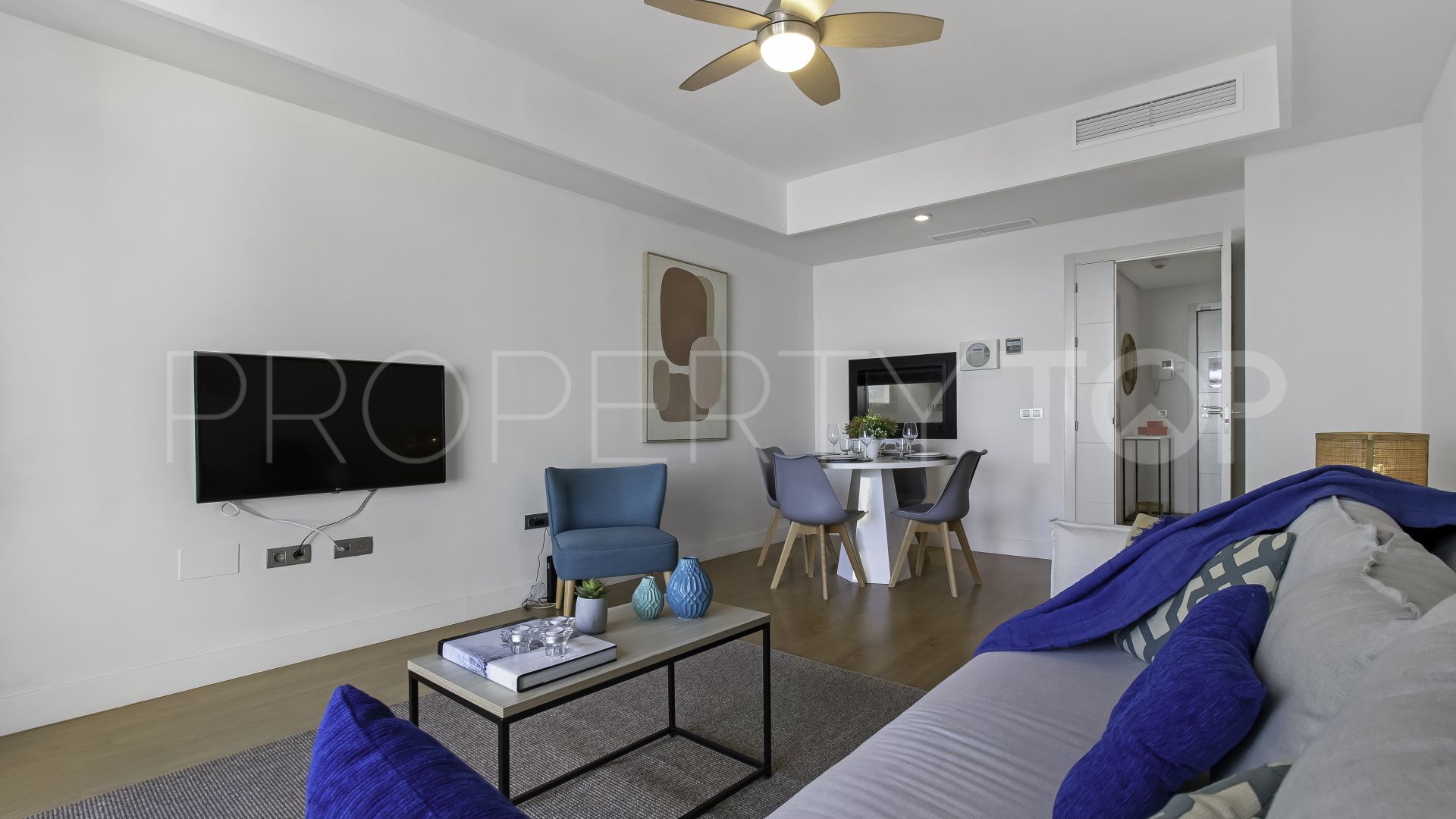 Buy penthouse with 1 bedroom in Casares del Mar