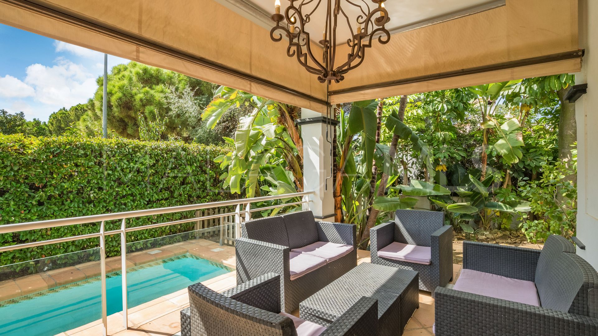 Villa for sale in Marbella City