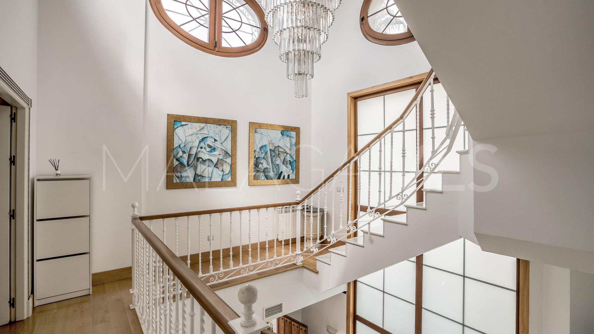 Villa for sale in Marbella City