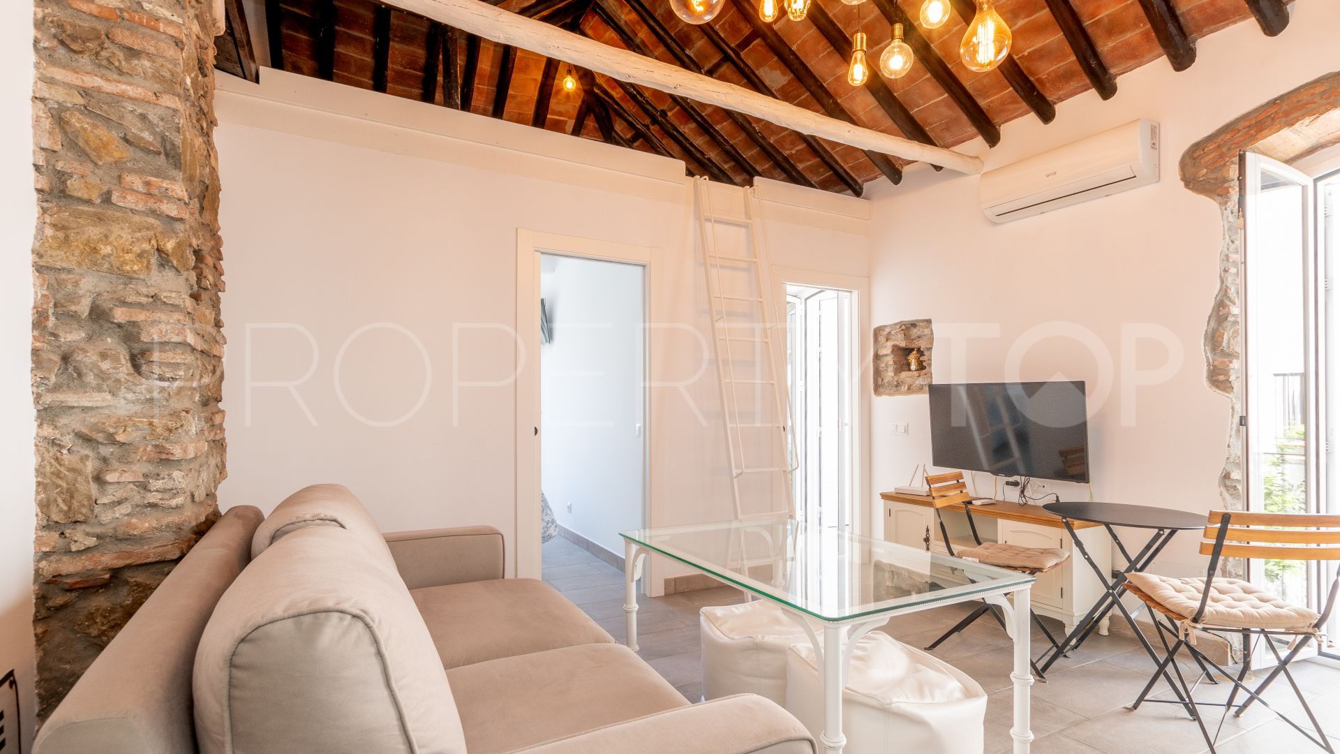For sale apartment in Estepona Old Town