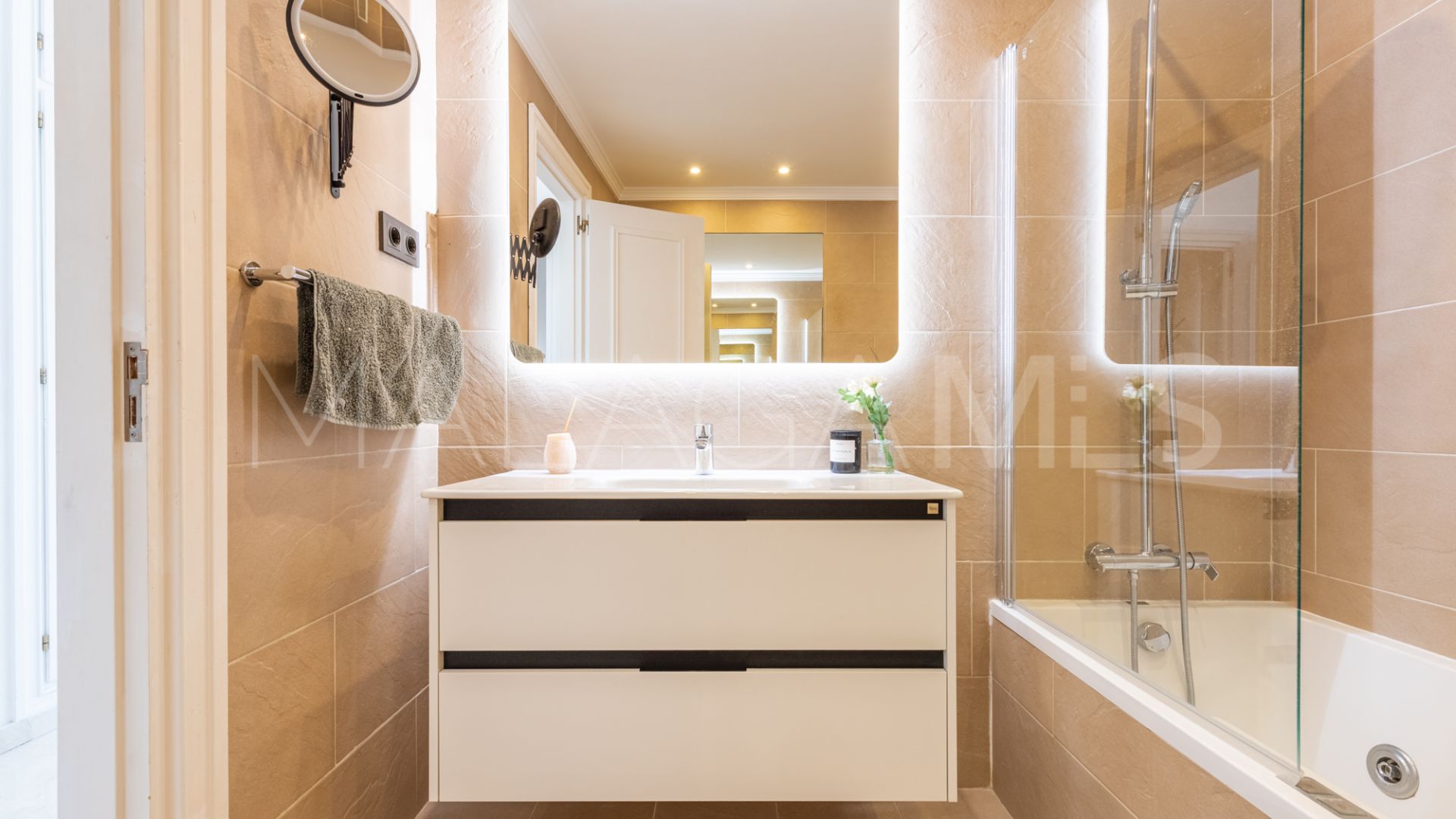 Takvåning for sale in Cerro Blanco