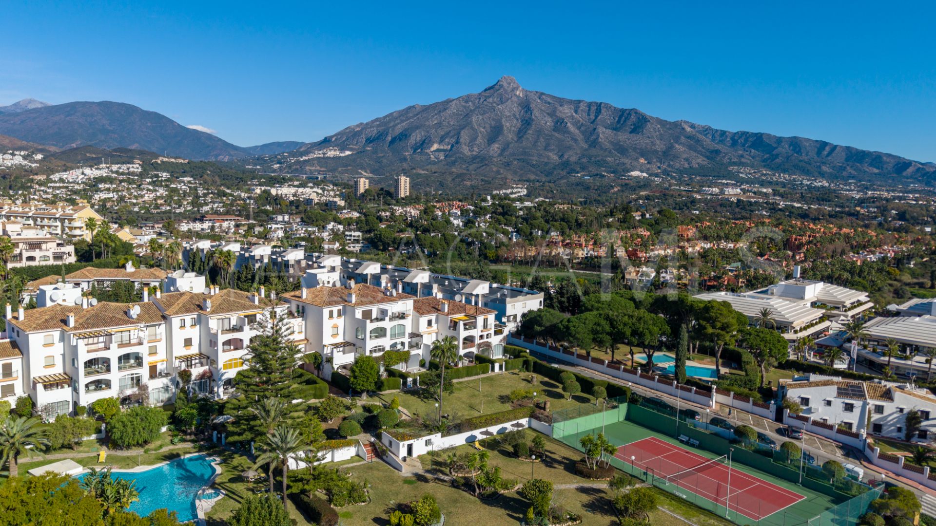 Takvåning for sale in Cerro Blanco