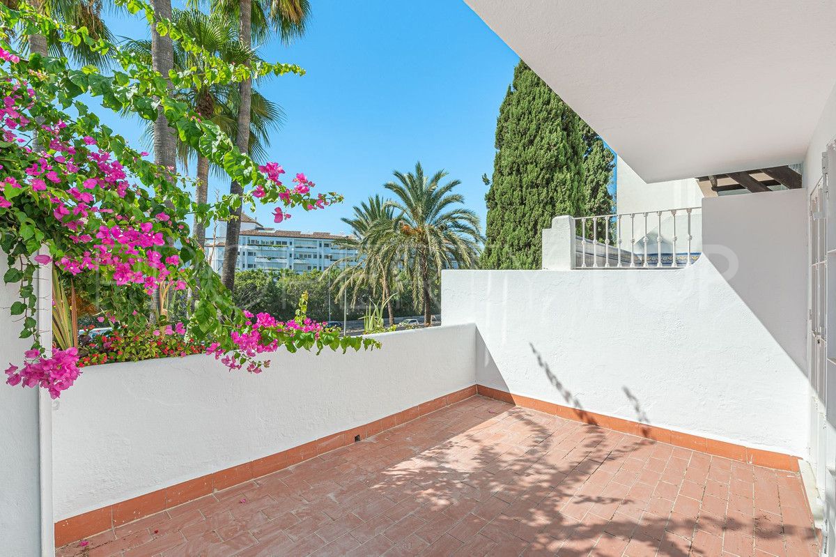 Pareado en venta en Marbella - Puerto Banus de 3 dormitorios