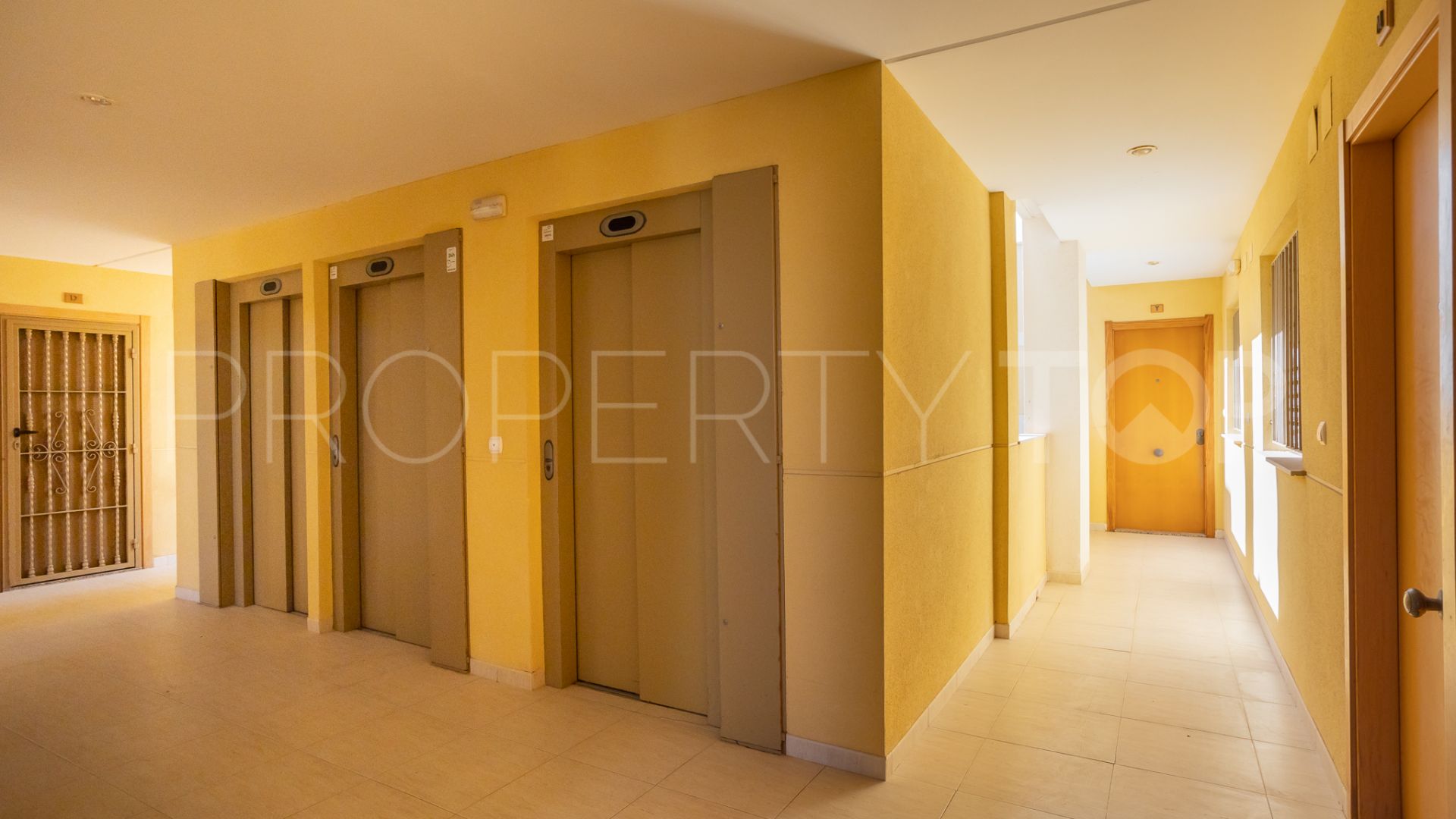 Penthouse for sale in Torrelamata