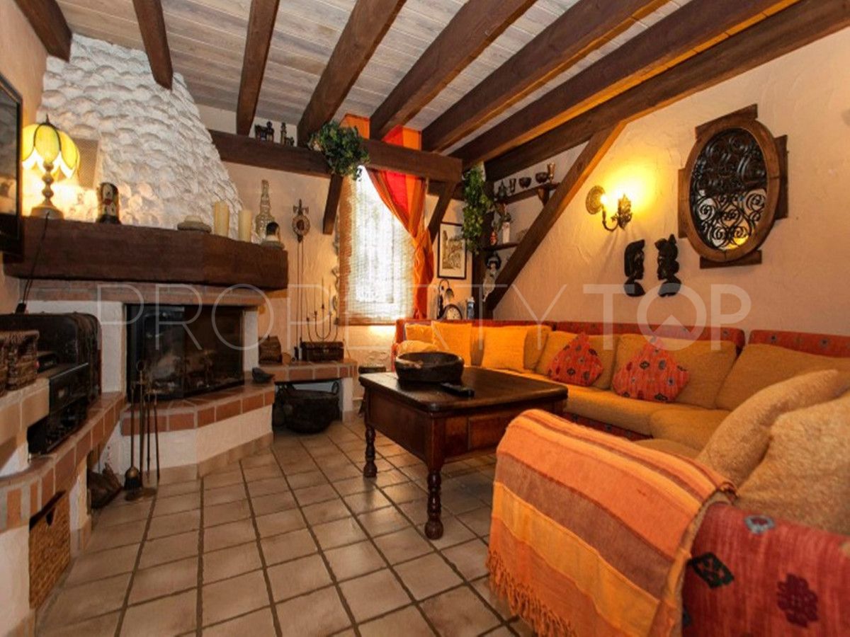 Mijas Costa 10 bedrooms finca for sale