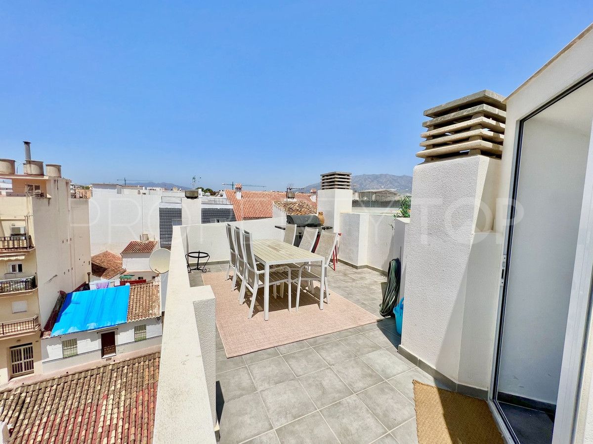 Duplex penthouse with 4 bedrooms for sale in Fuengirola