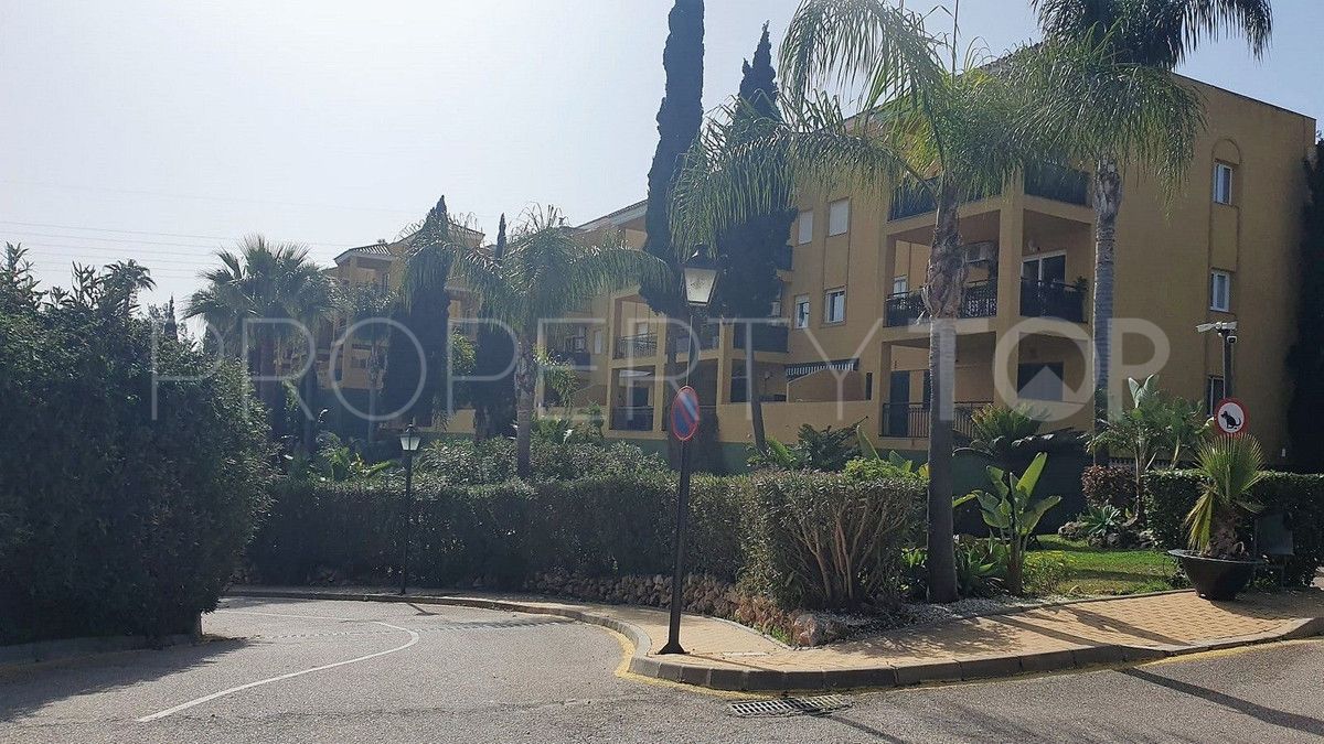 Se vende apartamento planta baja en Miraflores Golf