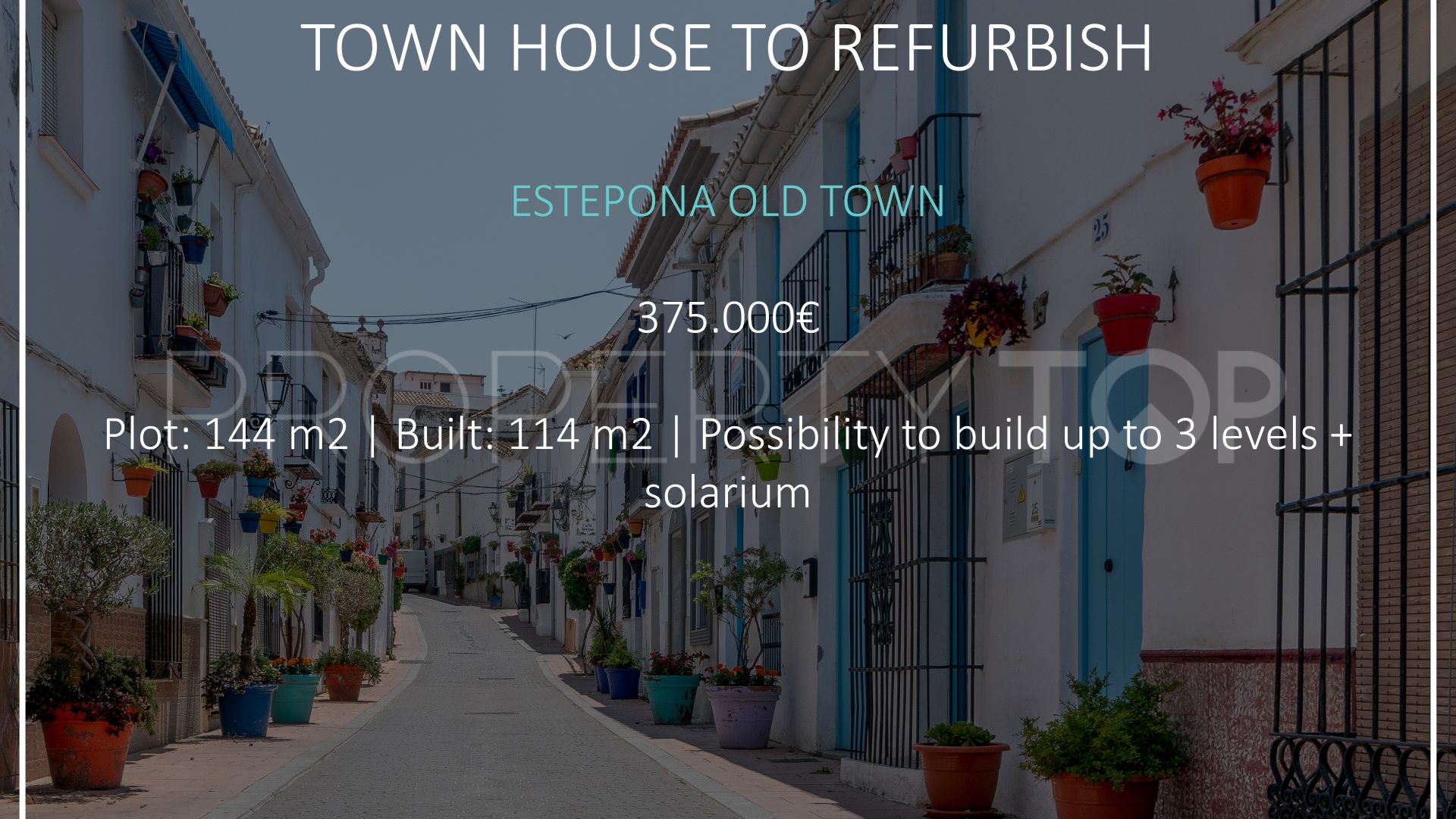 For sale Estepona Old Town town house with 3 bedrooms