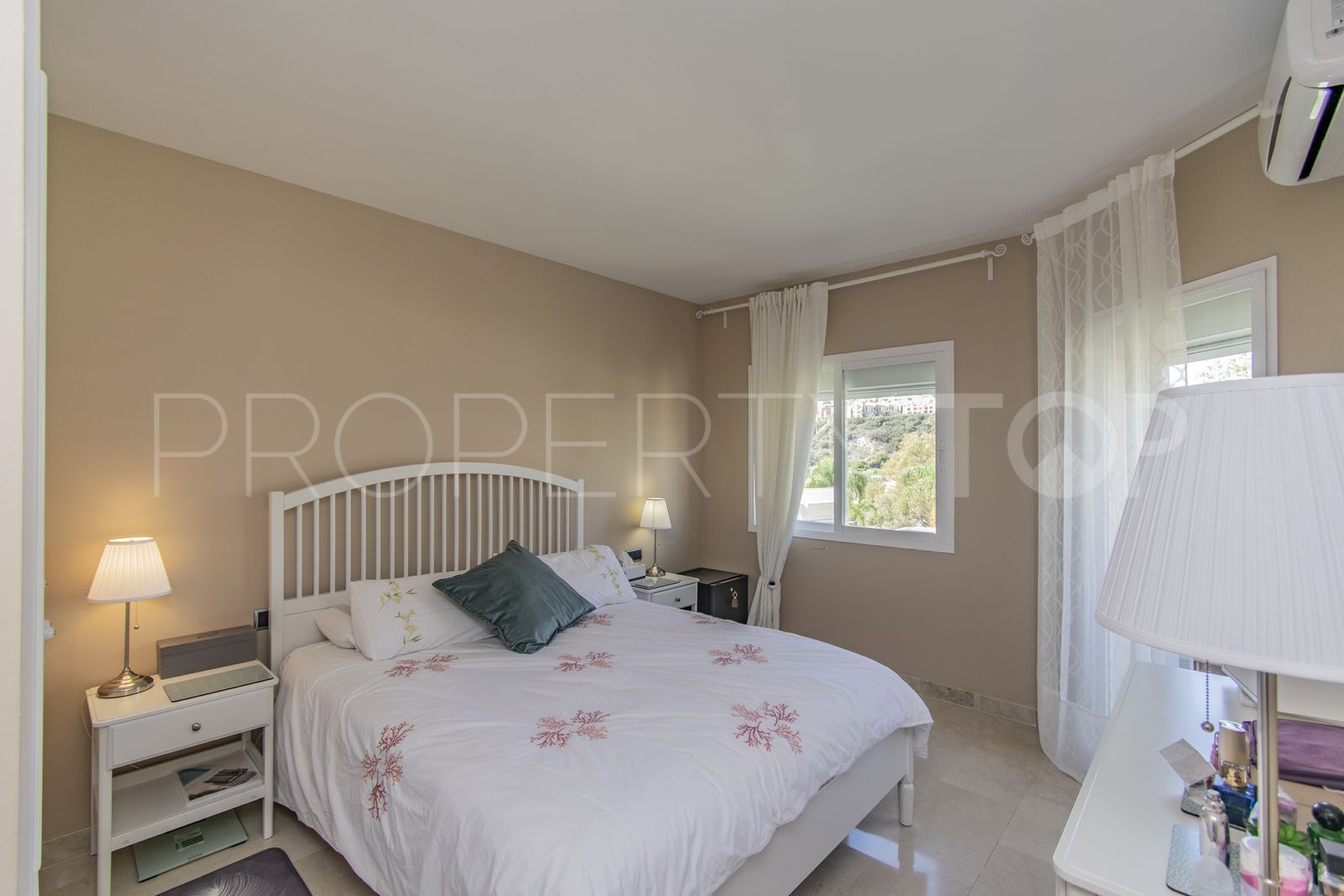 Town house with 3 bedrooms for sale in Benahavis