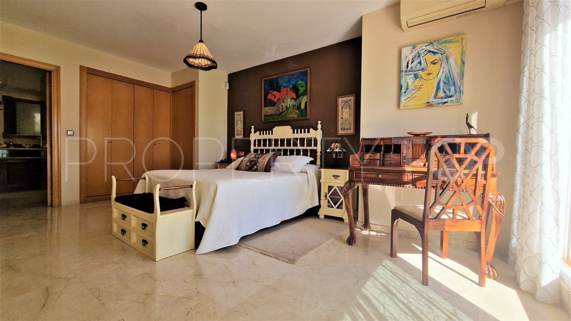 For sale 4 bedrooms duplex penthouse in Guadalmina Alta